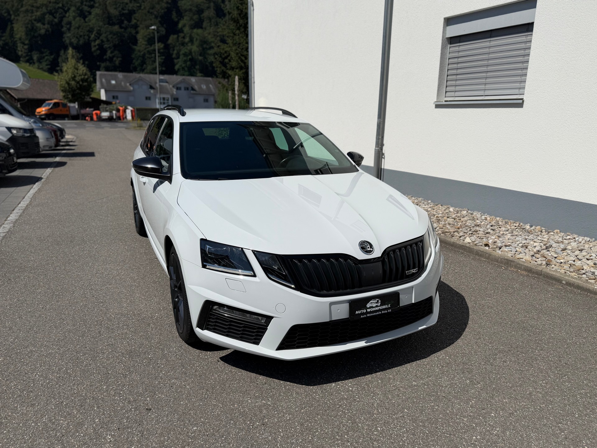 SKODA Octavia Combi 2.0 TSI RS-image-0