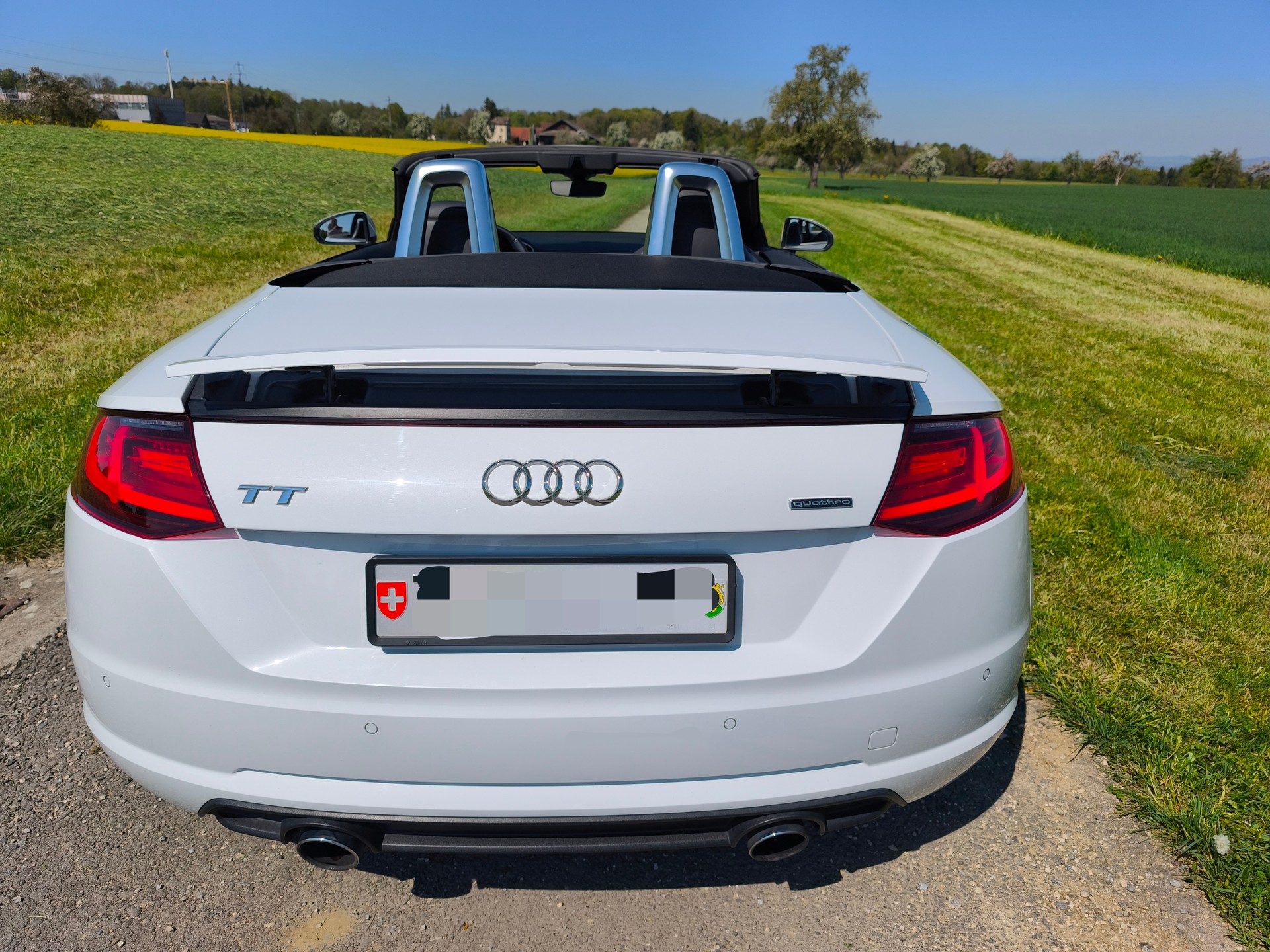 AUDI TT Roadster 2.0 TFSI quattro S-Tronic-image-3