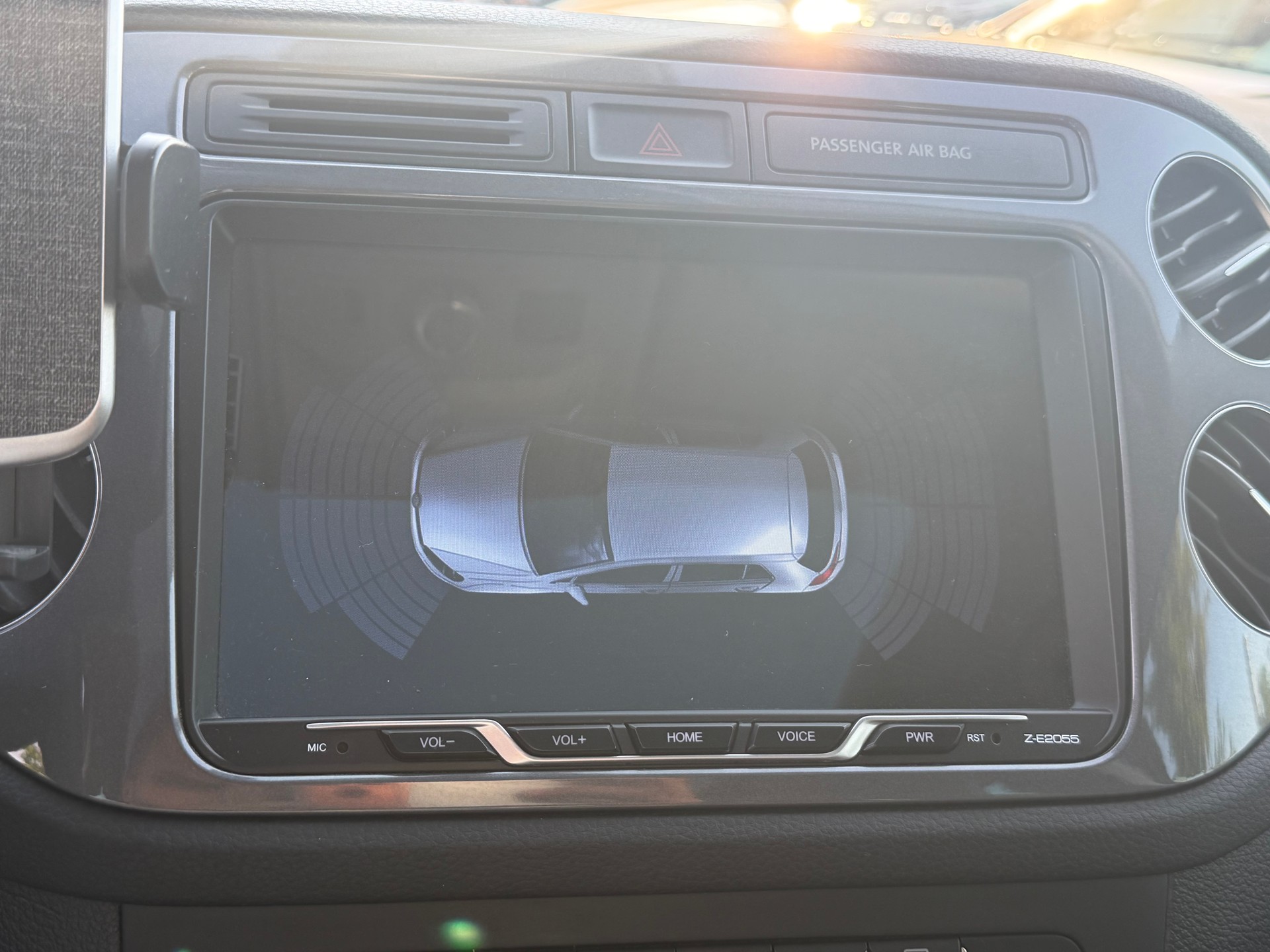 VW Tiguan 2.0 TDI Sport&Style 4Motion-image-22