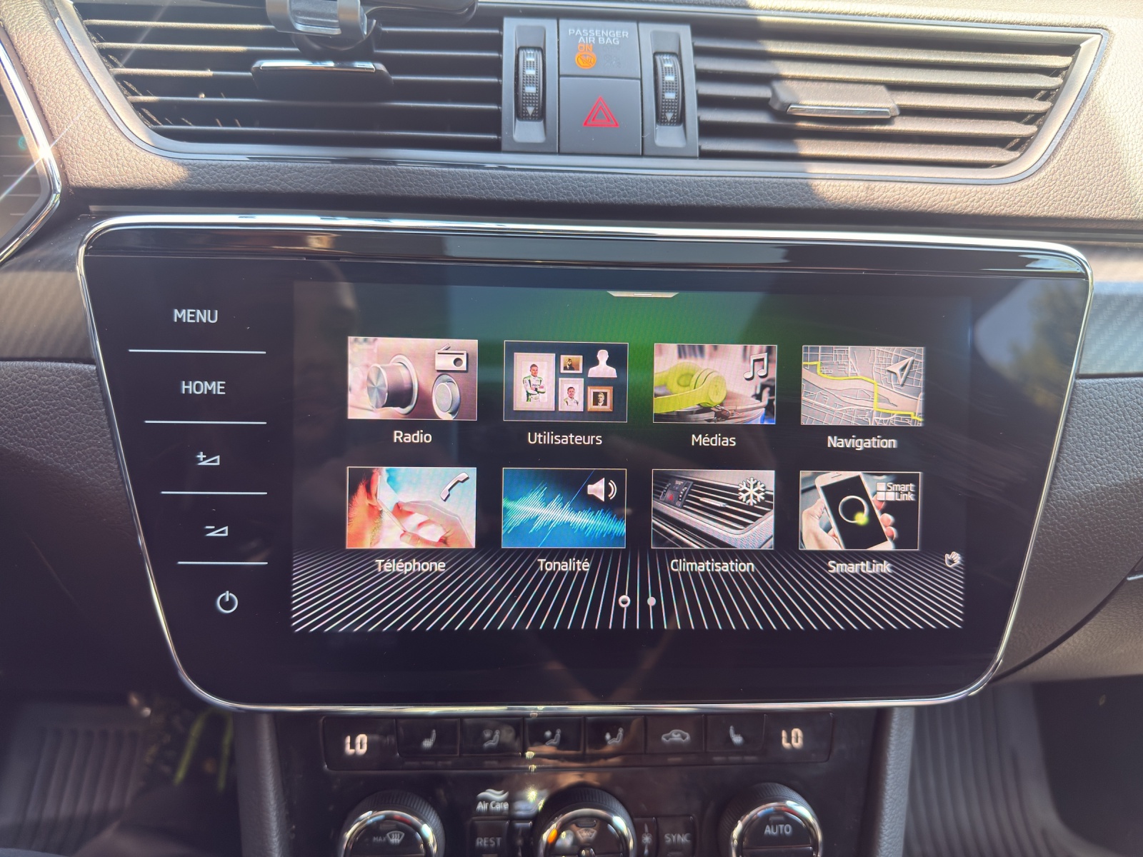 SKODA Superb Combi 2.0 TDi SportLine 4x4 DSG-image-15