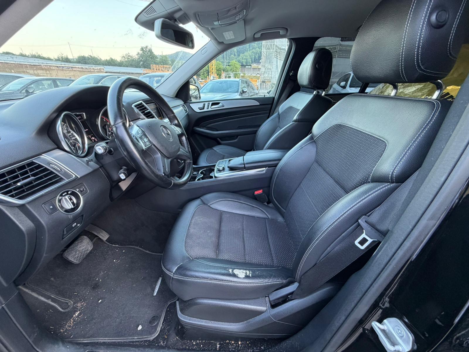 MERCEDES-BENZ ML 250 BlueTEC 4Matic 7G-Tronic-image-10