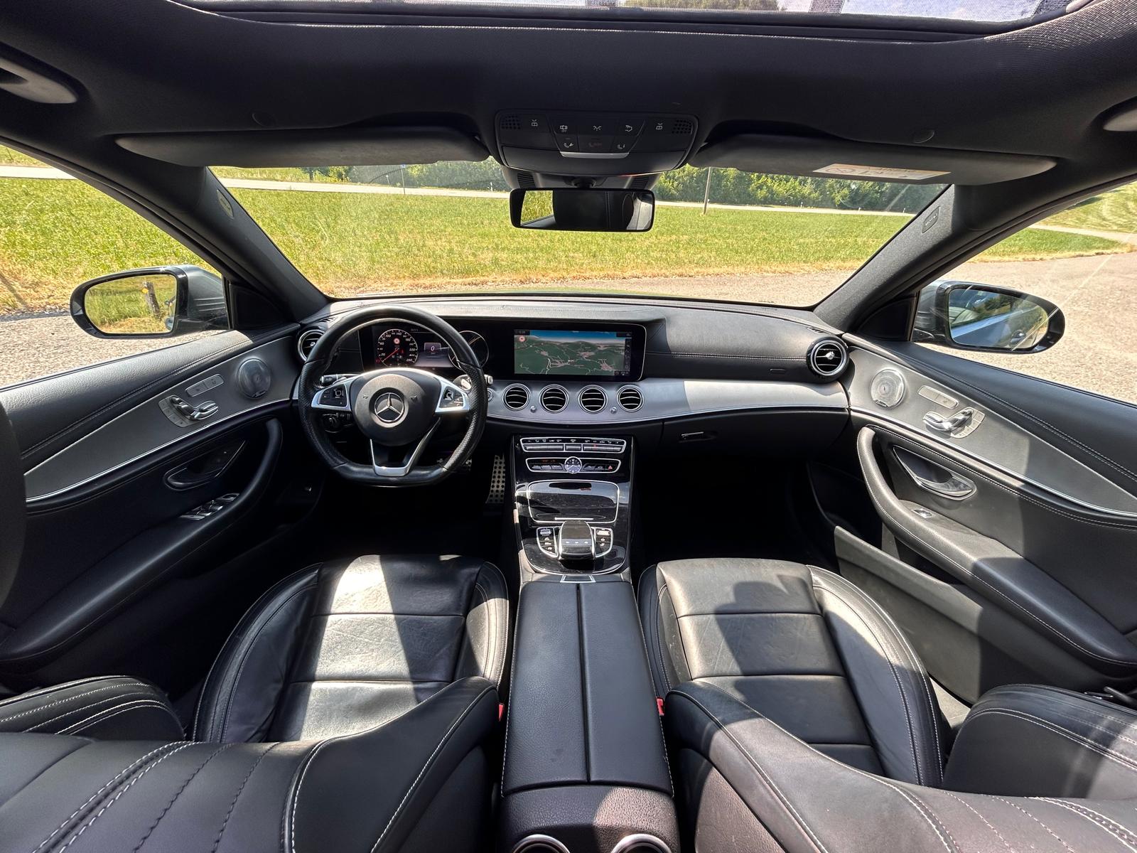 MERCEDES-BENZ E 220 d AMG Line 9G-Tronic-image-16