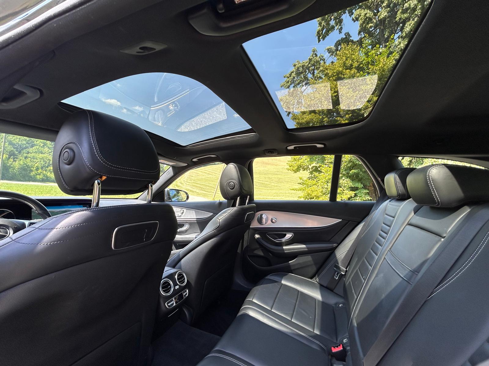 MERCEDES-BENZ E 220 d AMG Line 9G-Tronic-image-31