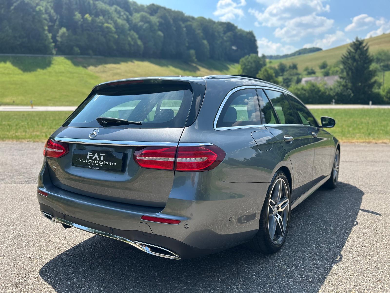 MERCEDES-BENZ E 220 d AMG Line 9G-Tronic-image-4
