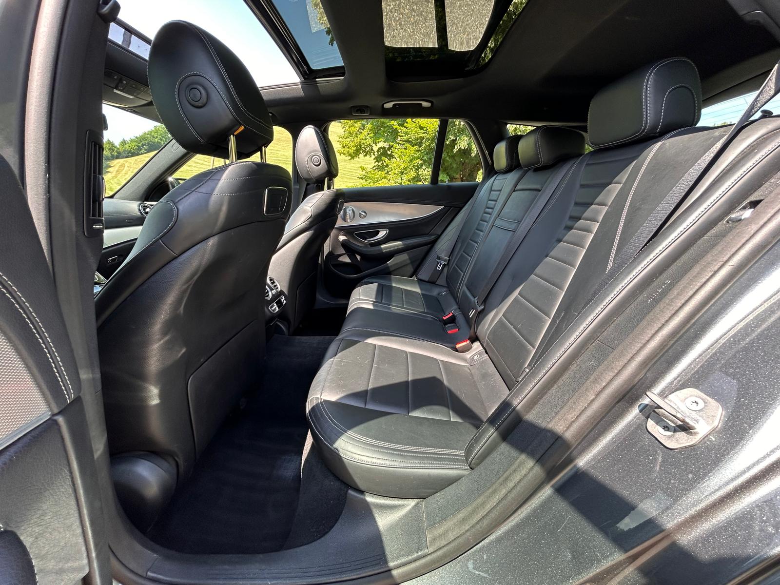 MERCEDES-BENZ E 220 d AMG Line 9G-Tronic-image-13