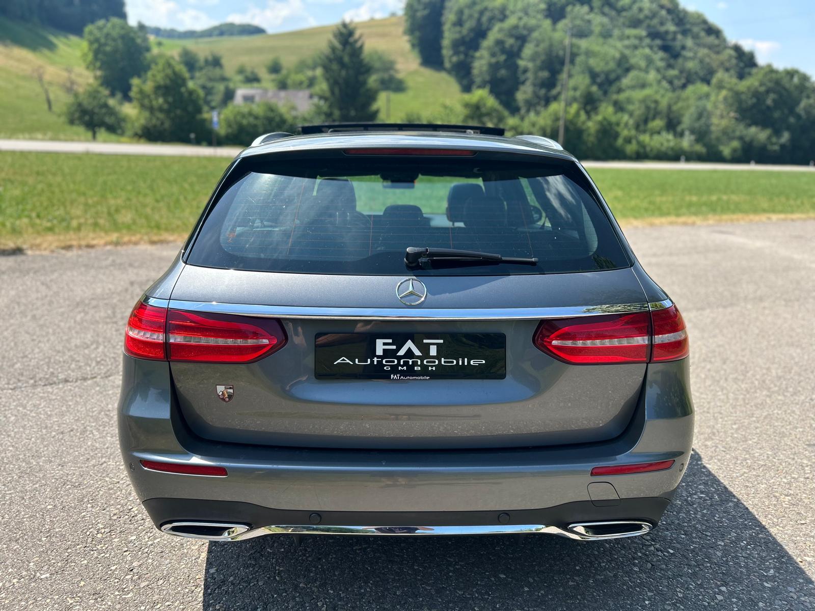 MERCEDES-BENZ E 220 d AMG Line 9G-Tronic-image-3