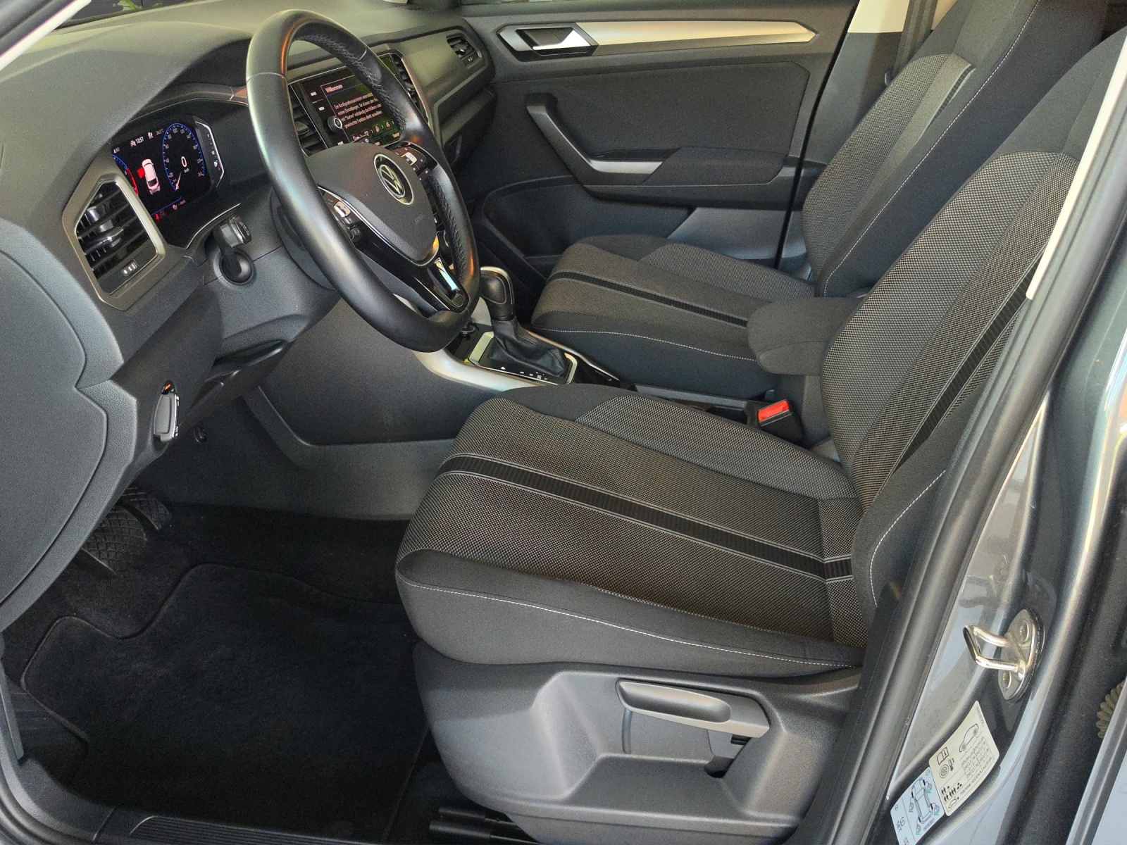 VW T-Roc 1.5 TSI EVO Advance DSG-image-7