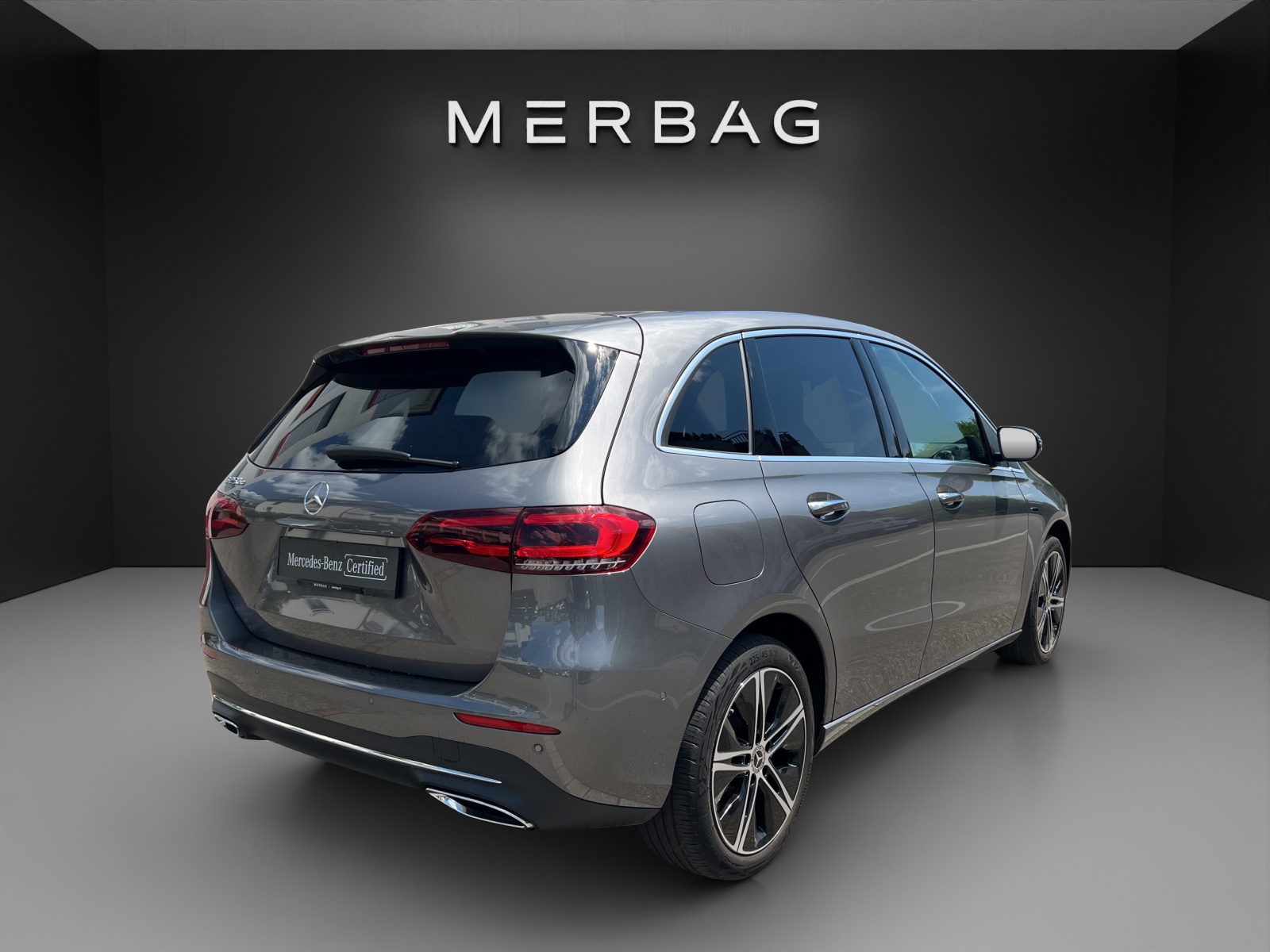 MERCEDES-BENZ B 250 e Progressive 8G-DCT-image-2
