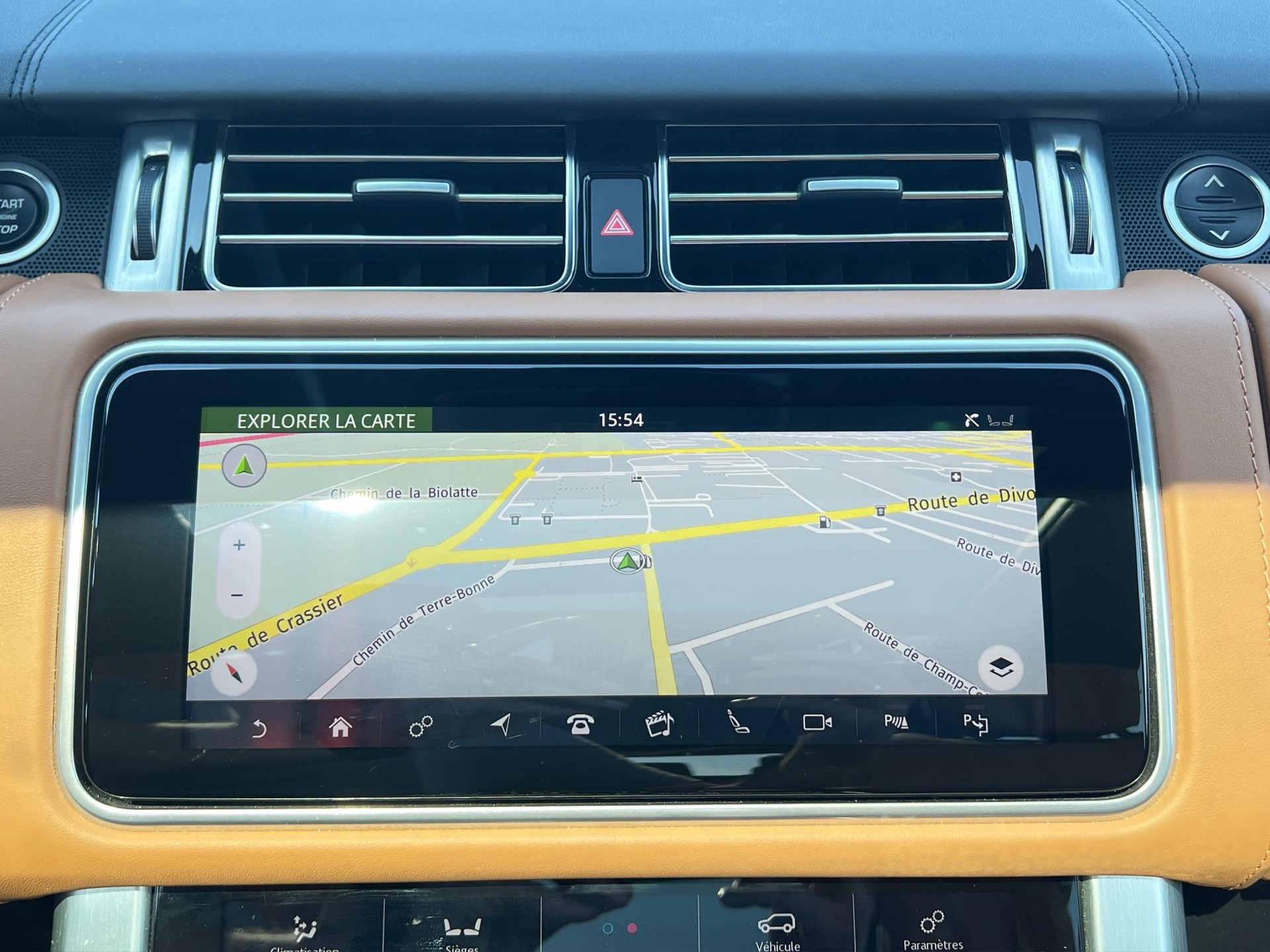 LAND ROVER Range Rover 4.4 SDV8 Autobiography-image-4