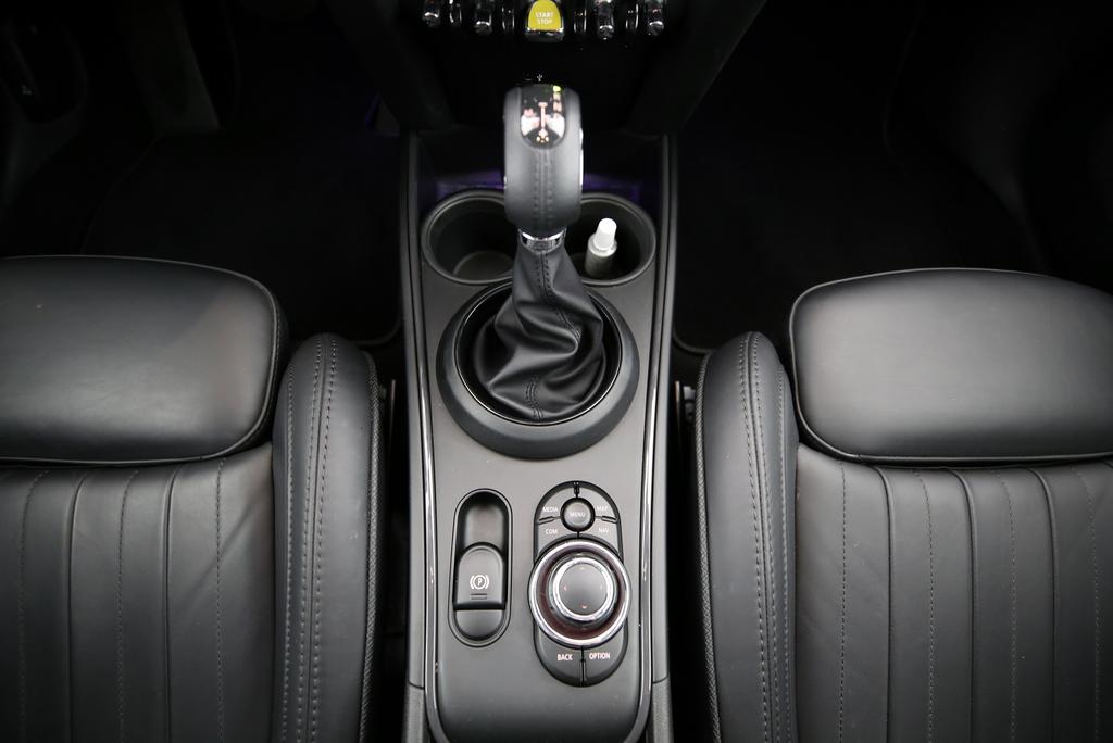 MINI Countryman F60 1.5i Cooper S E ALL4-image-8