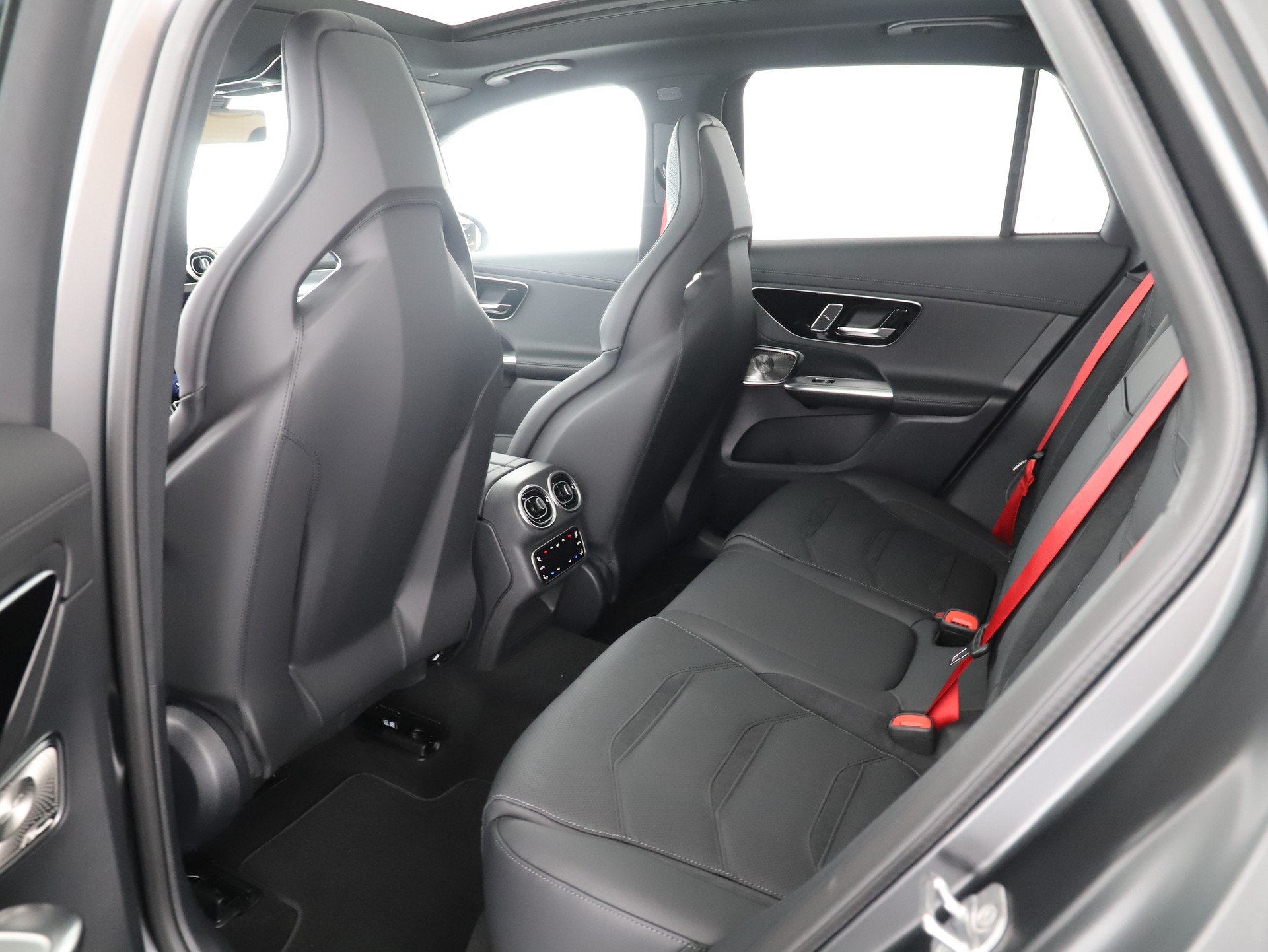 MERCEDES-BENZ GLC 53 AMG 4Matic+ 9G-Tro-image-9