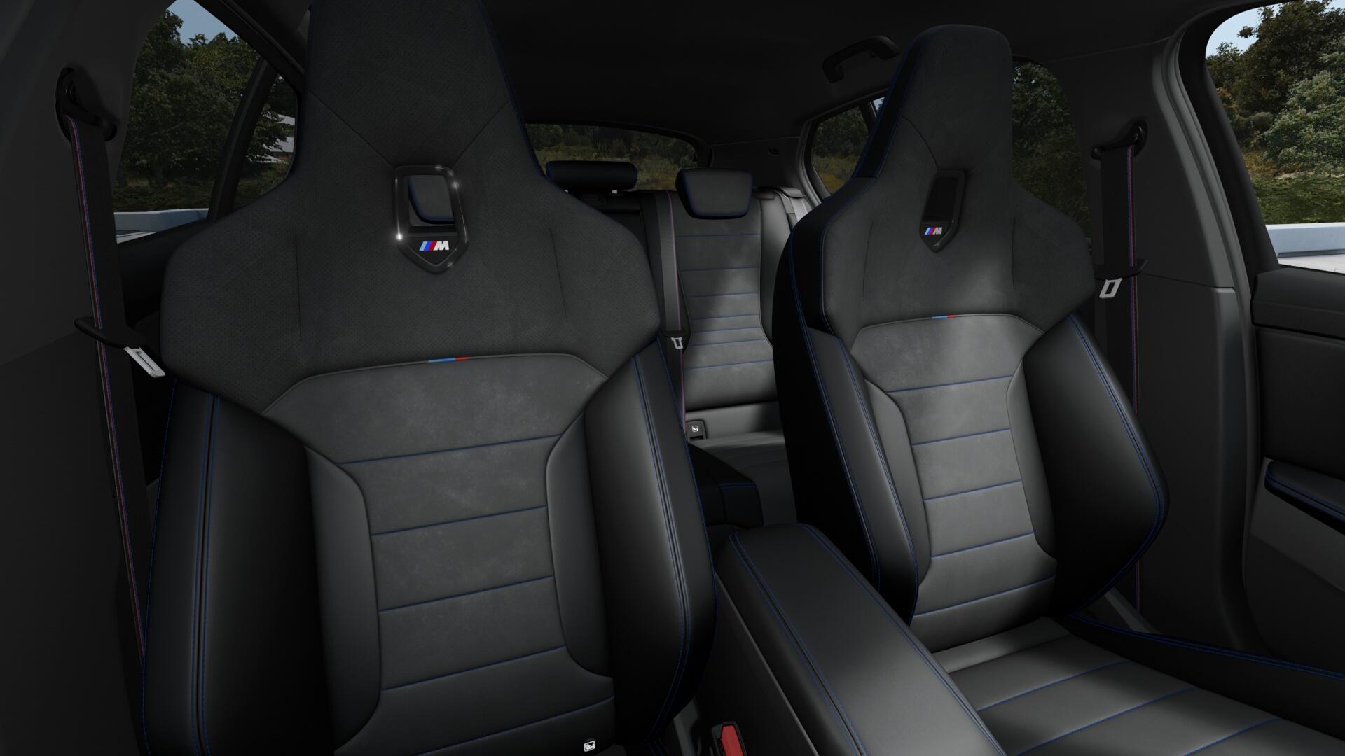 BMW M135i xDrive-image-3