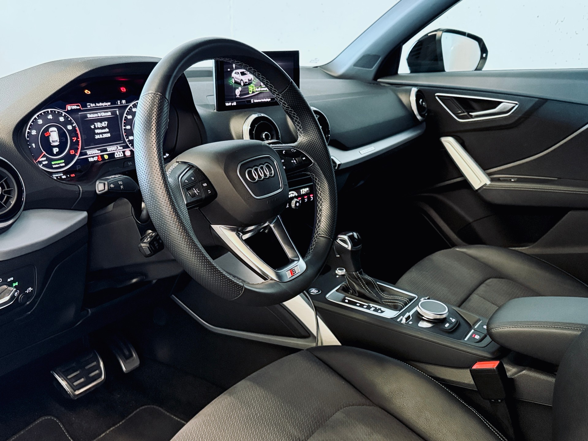AUDI Q2 40 TFSI S line Attraction quattro S-tronic | CH-FZG-image-11