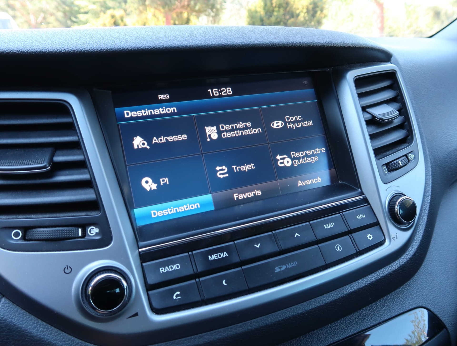 HYUNDAI Tucson 2.0 CRDI Vertex4WD-image-19