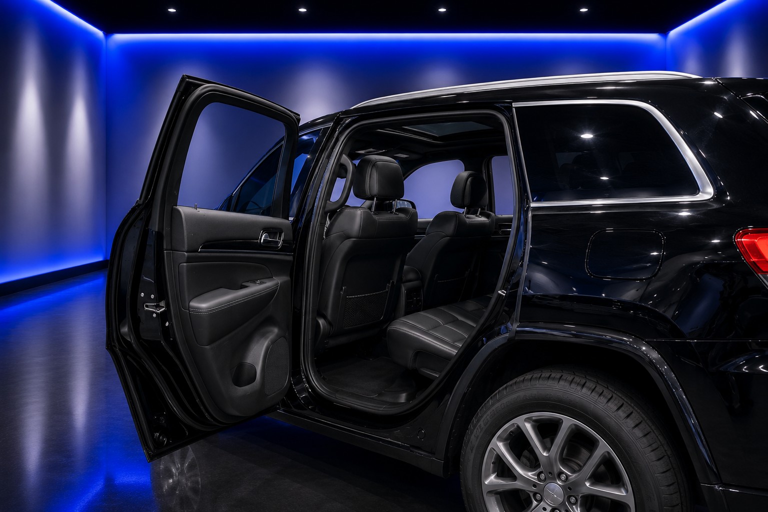 JEEP Grand Cherokee 3.0 CRD Overland Automatic-image-8