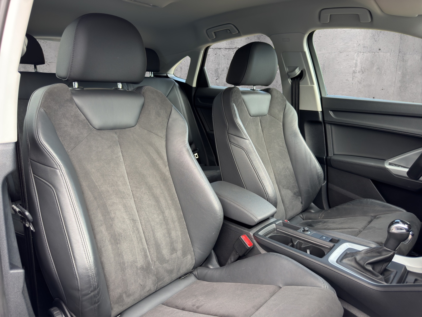 AUDI Q3 Sportback 35 TFSI Attraction S-tronic-image-13