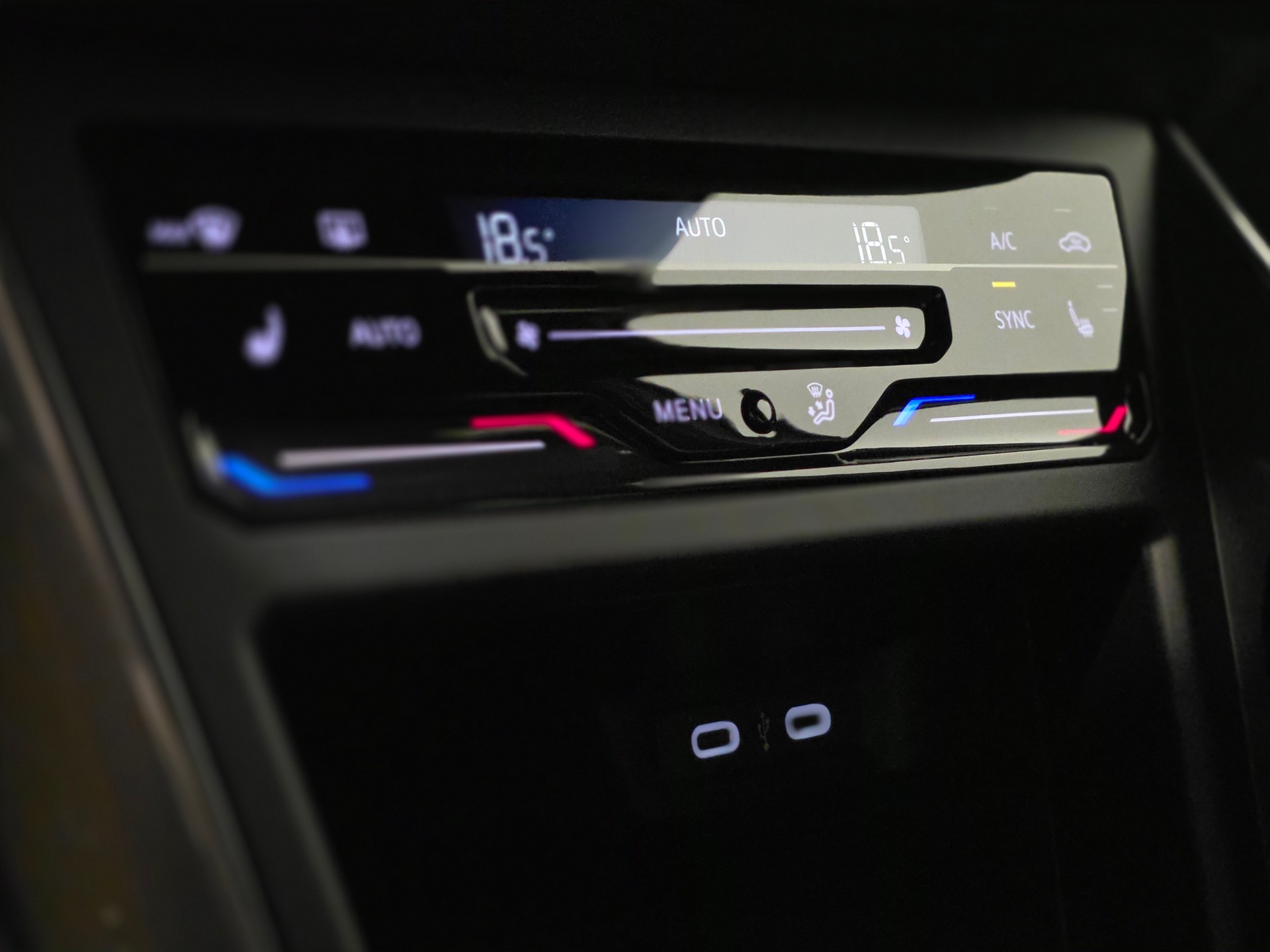 VW Polo 2.0 TSI GTI DSG-image-12