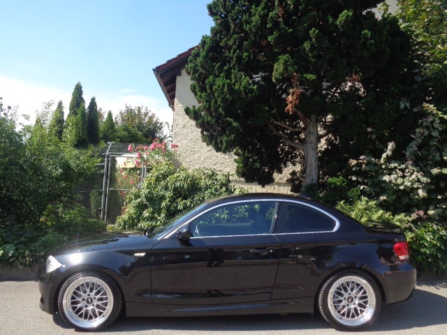 BMW 135i Coupé DSG-image-1