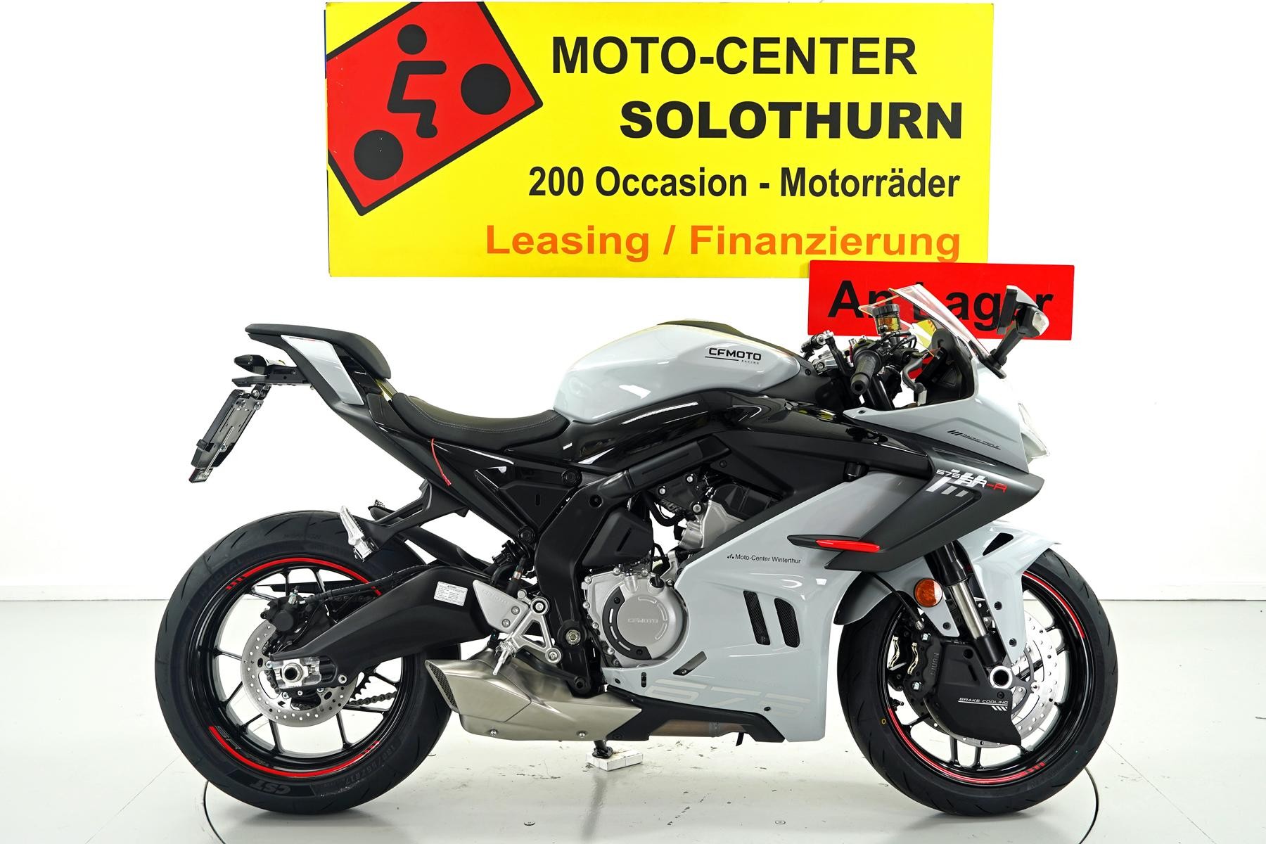 CF MOTO 675 SR-R ABS
