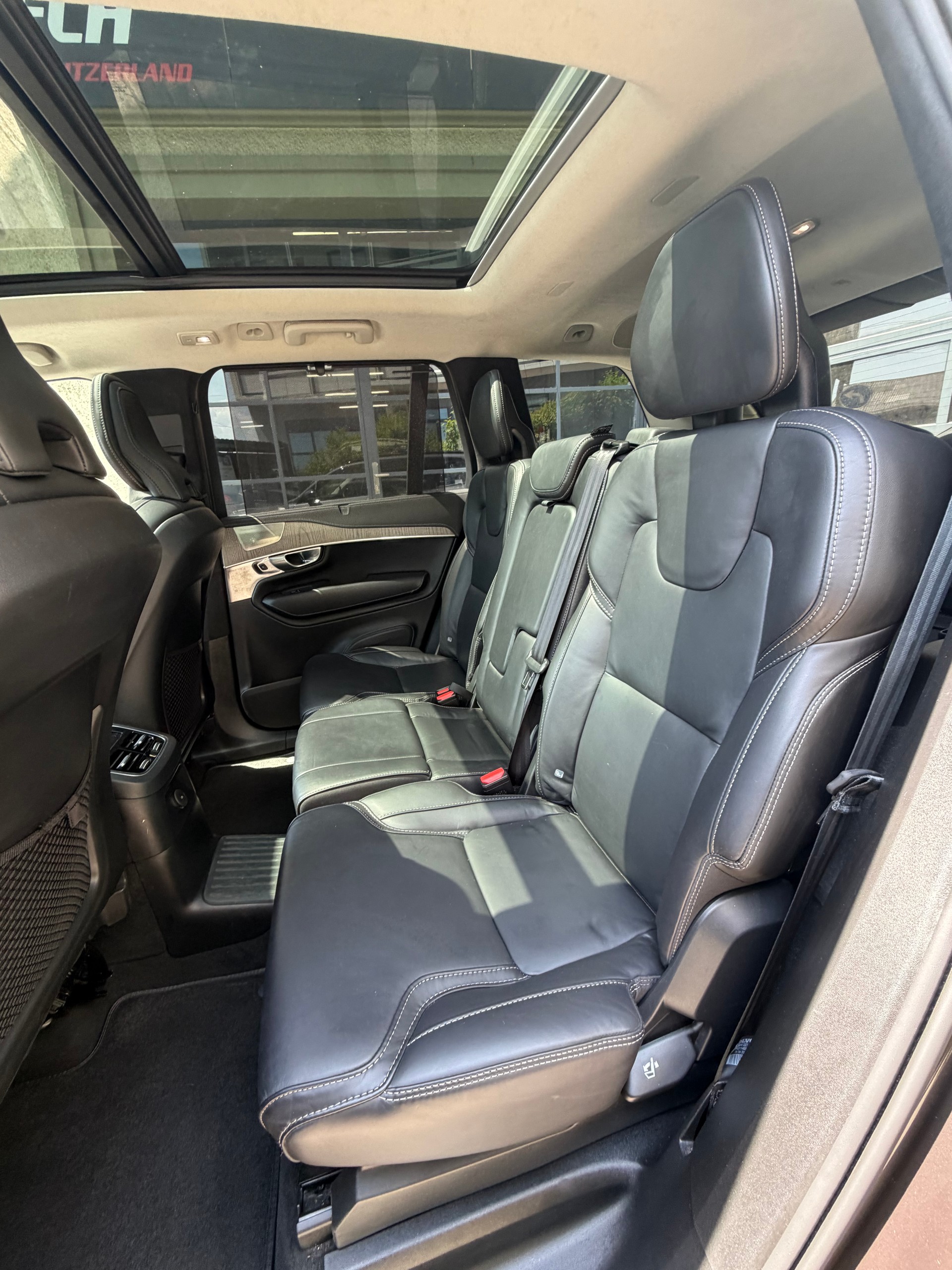 VOLVO XC90 T8 eAWD PluginHybrid Ultimate Dark Geartronic-image-6
