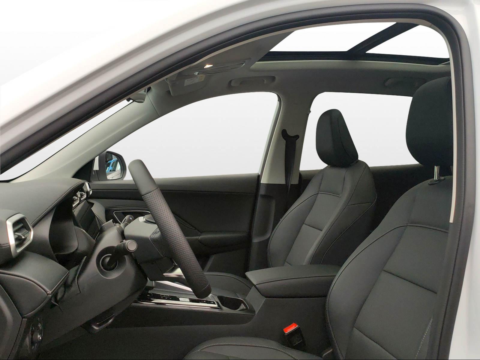 MG ZS 1.5 Hybrid+ Luxury-image-8