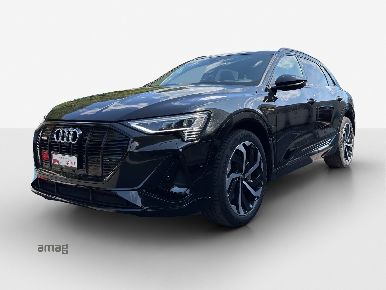 AUDI e-tron 55 S Line Black Edition quattro-image-0