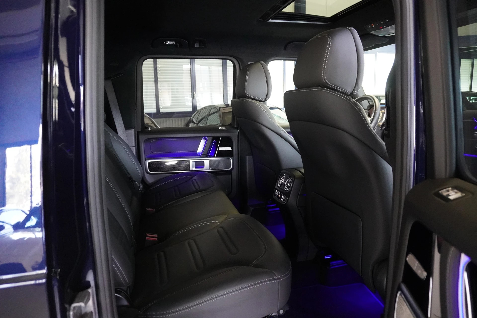 MERCEDES-BENZ G 500 AMG Line 9G-Tronic // CH FAHRZEUG //-image-13