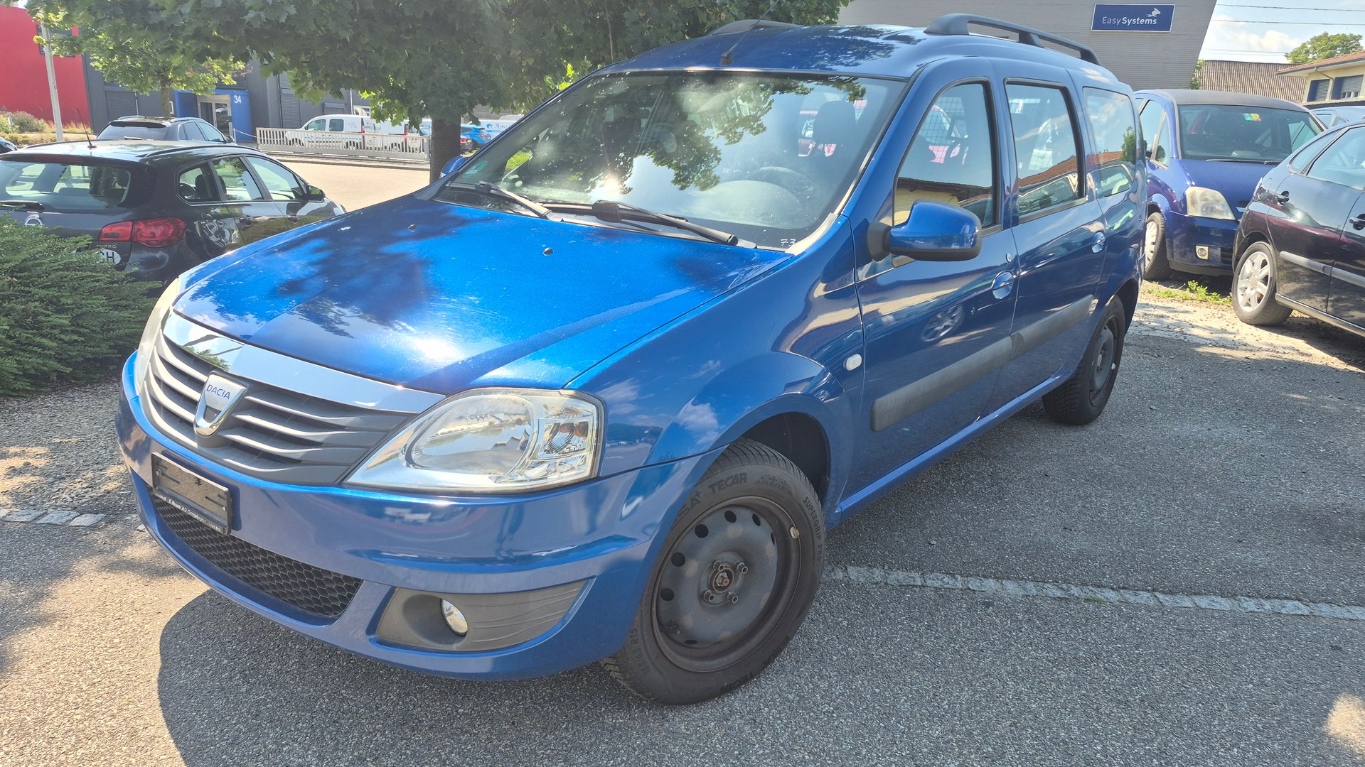 DACIA Logan 1.6 16V Lauréate