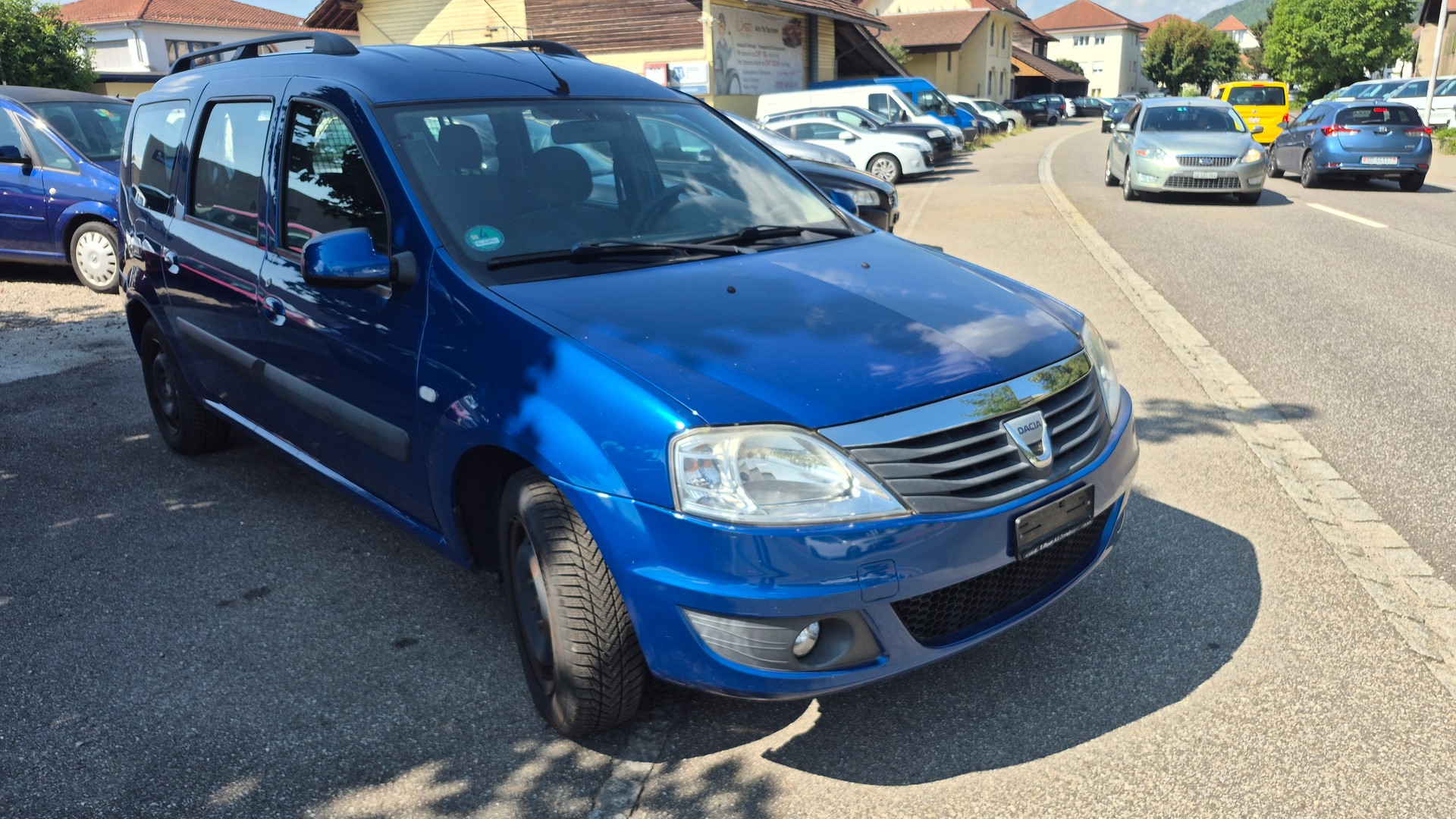 DACIA Logan 1.6 16V Lauréate-image-2