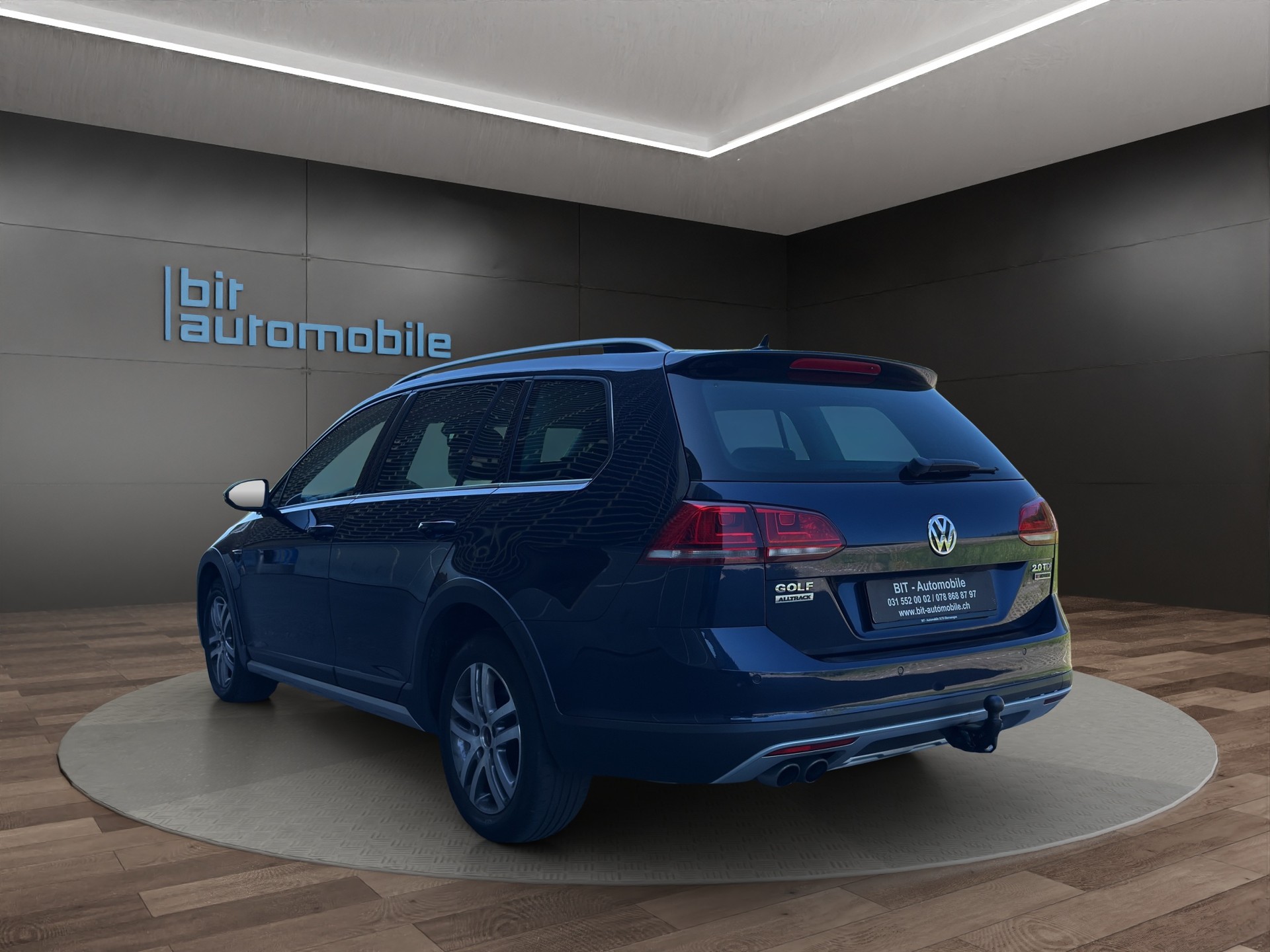 VW Golf 2.0 TDI Alltrack 4Motion-image-4