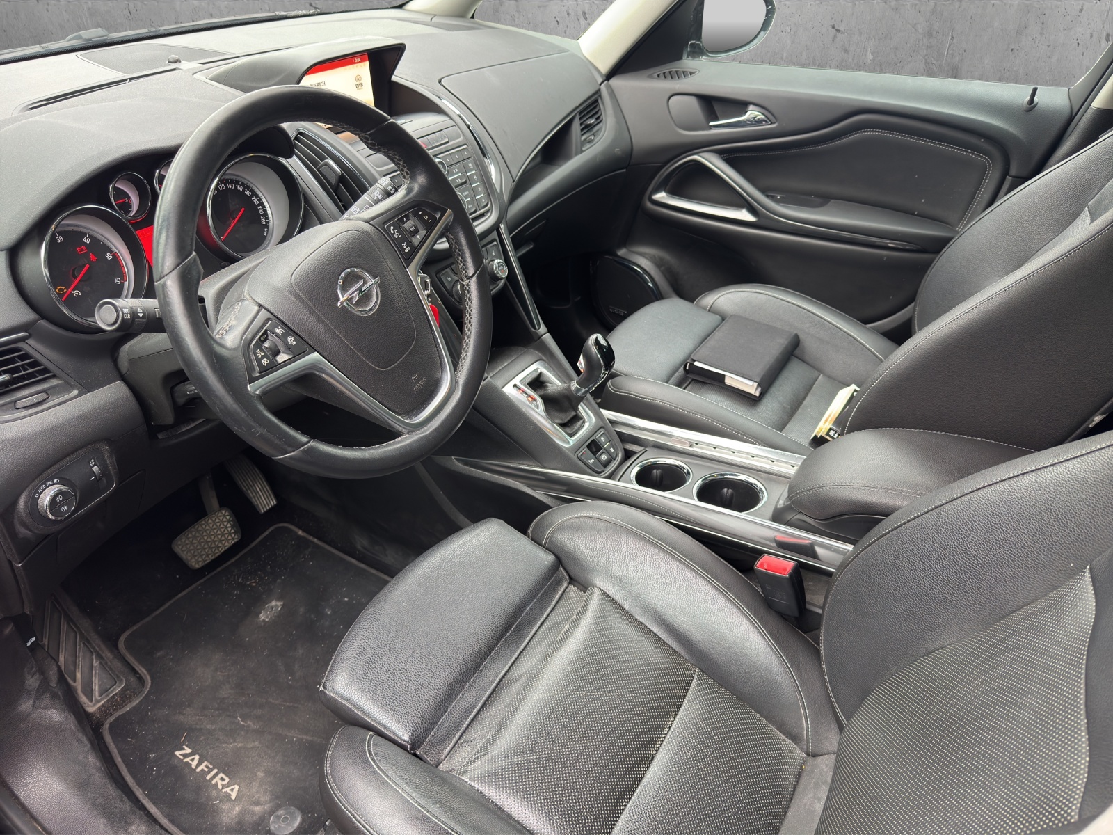 OPEL Zafira Tourer 2.0 CDTi Cosmo Automatic-image-6