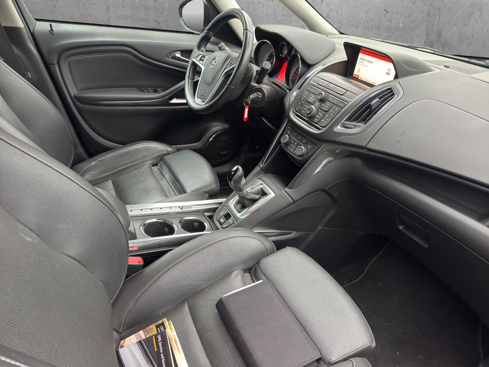 OPEL Zafira Tourer 2.0 CDTi Cosmo Automatic-image-10