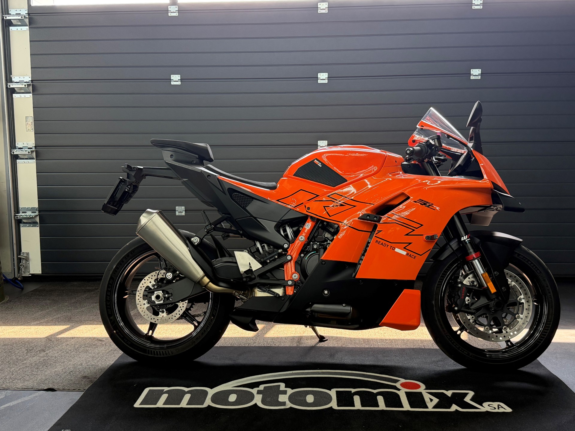 KTM RC 990 R-showroom-element-2