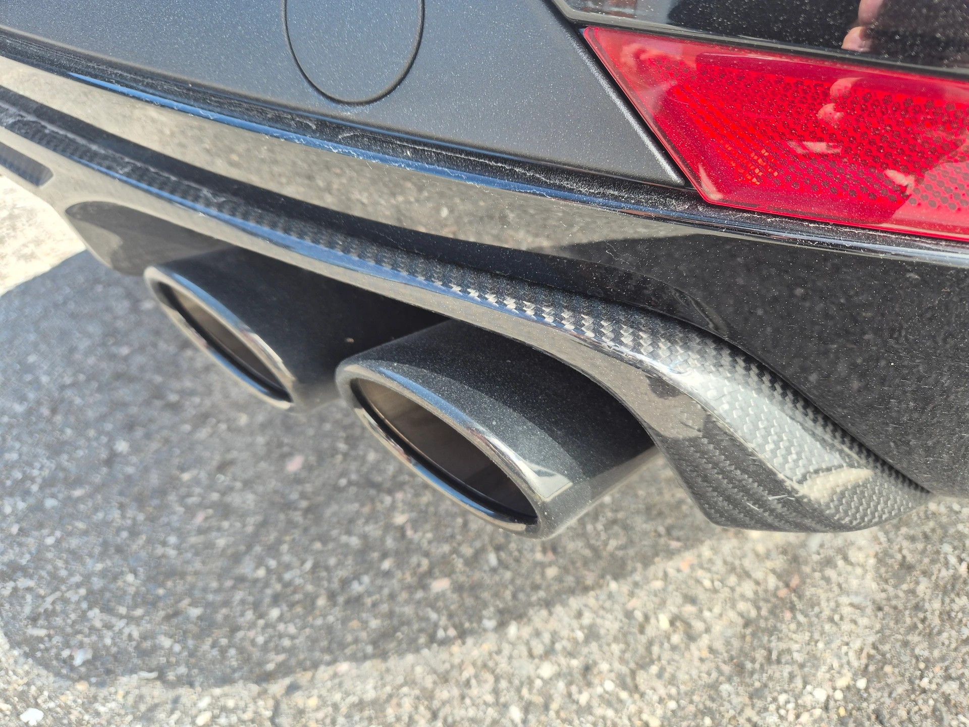 SEAT Leon ST 2.0 TSI Cupra R 300 4 Drive DSG - Pack Carbon-image-8