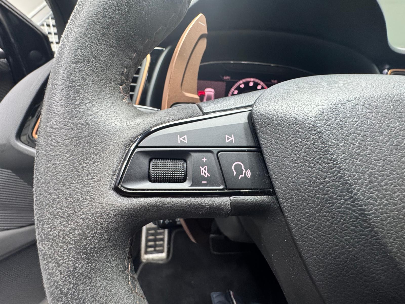 SEAT Leon ST 2.0 TSI Cupra R 300 4 Drive DSG - Pack Carbon-image-24