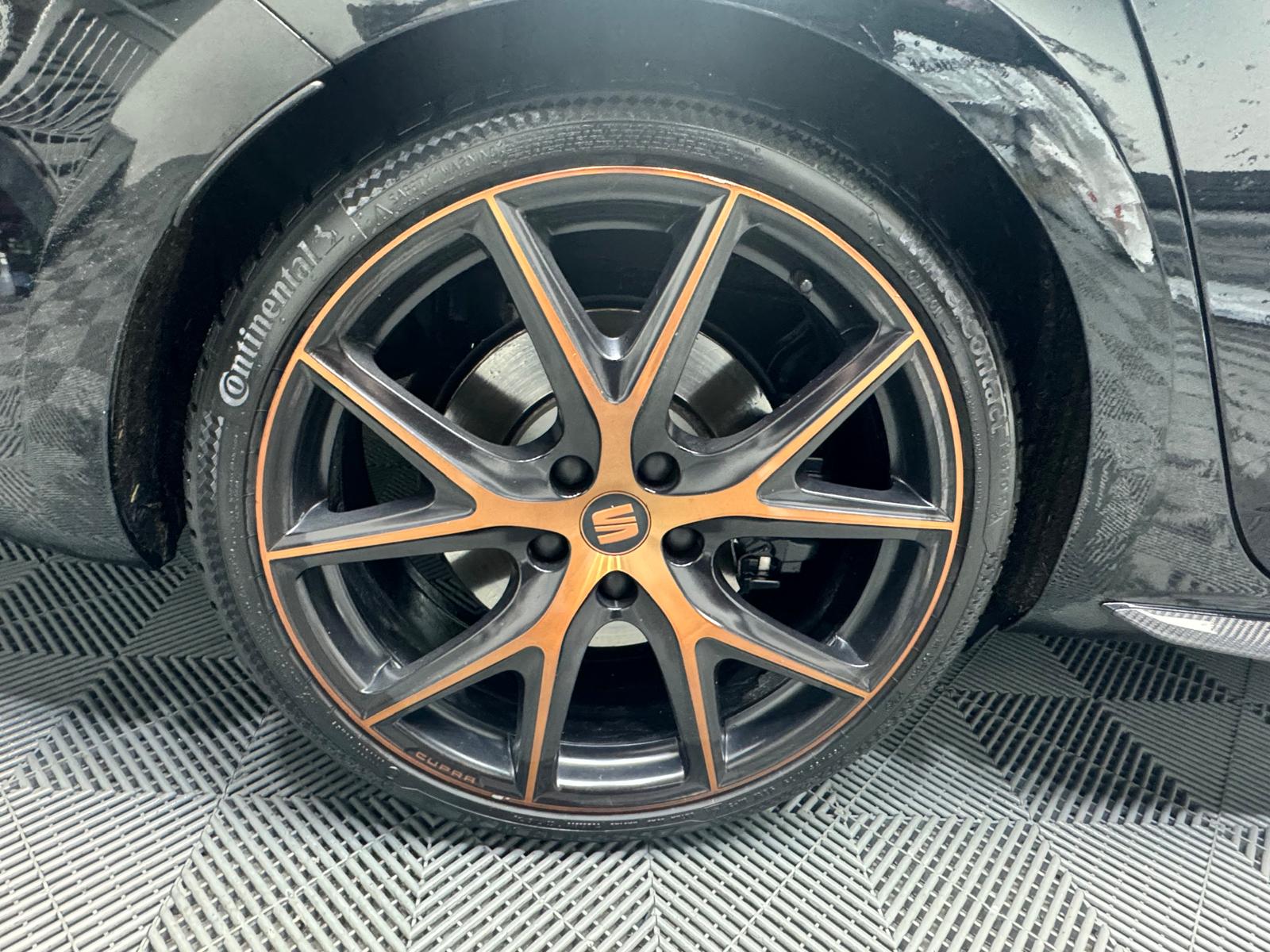 SEAT Leon ST 2.0 TSI Cupra R 300 4 Drive DSG - Pack Carbon-image-30