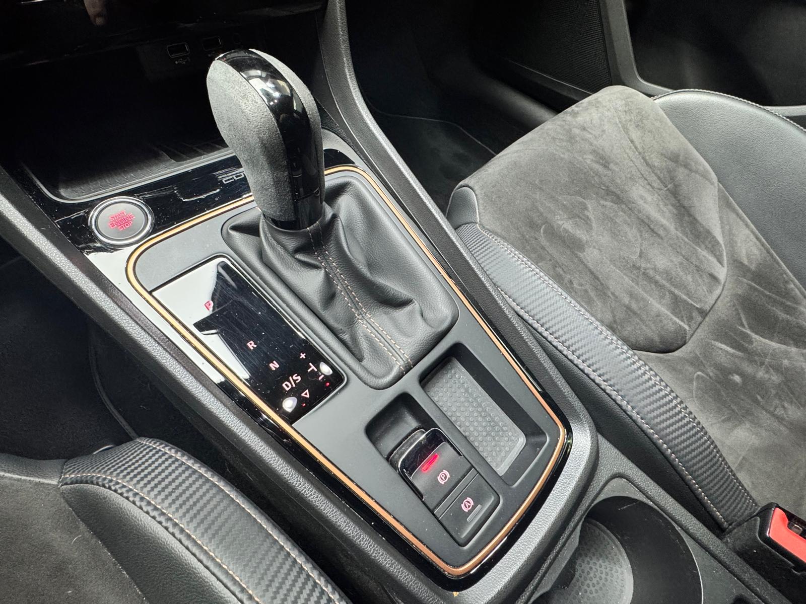 SEAT Leon ST 2.0 TSI Cupra R 300 4 Drive DSG - Pack Carbon-image-18