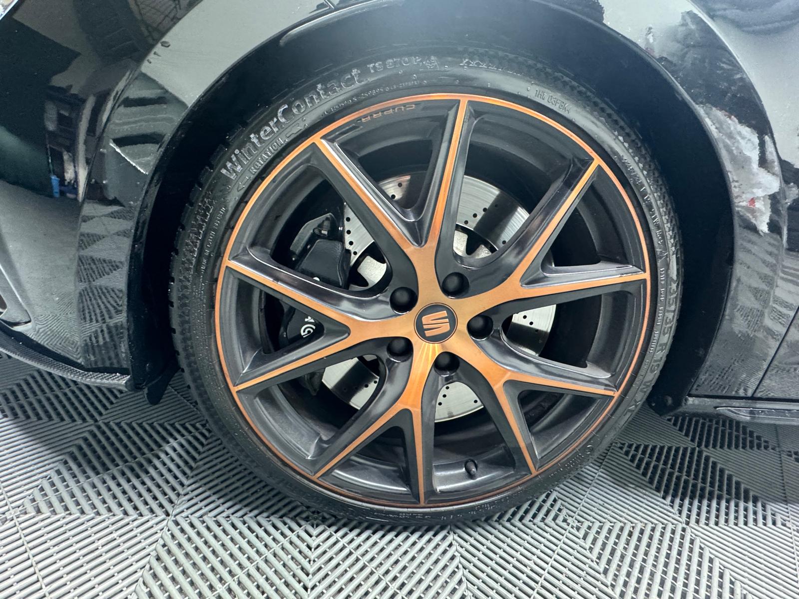 SEAT Leon ST 2.0 TSI Cupra R 300 4 Drive DSG - Pack Carbon-image-28