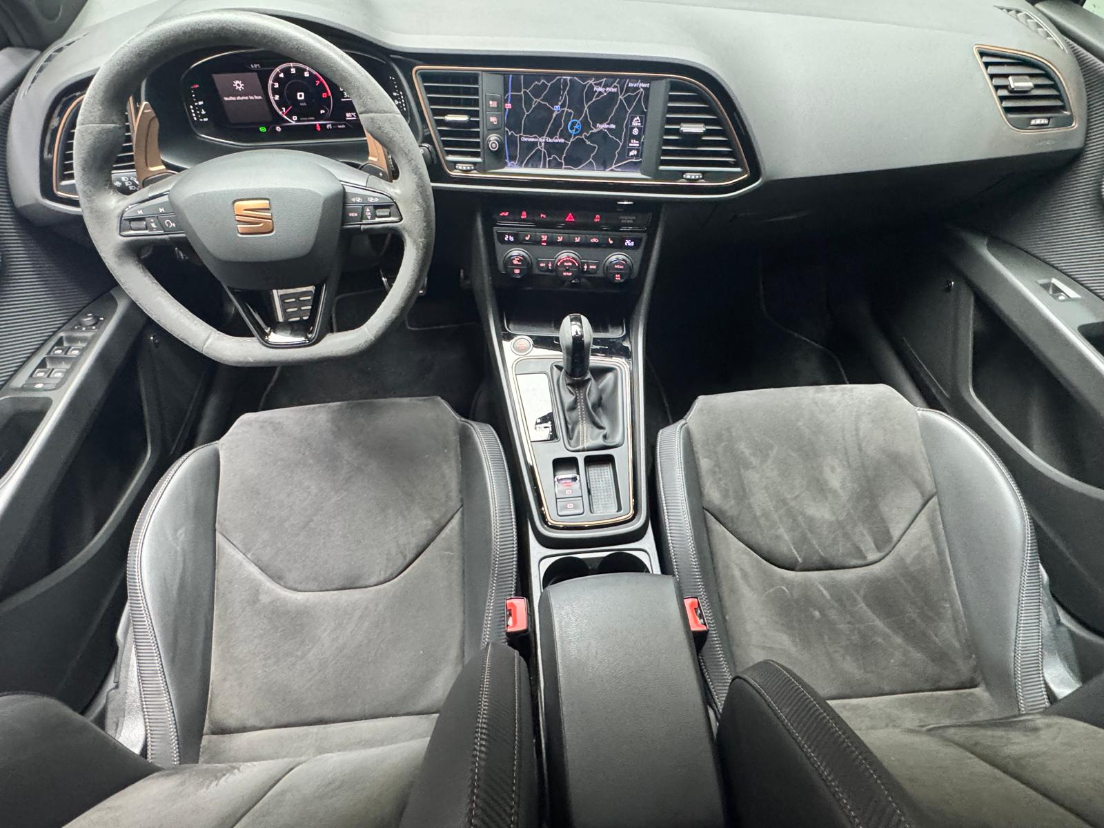 SEAT Leon ST 2.0 TSI Cupra R 300 4 Drive DSG - Pack Carbon-image-13