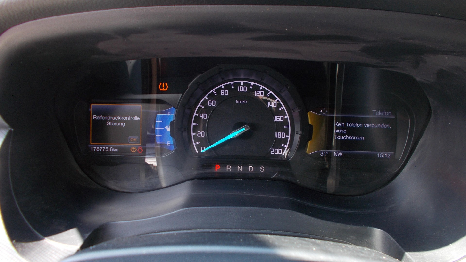 FORD Ranger Wildtrak 3.2 TDCi 4x4 A-image-4