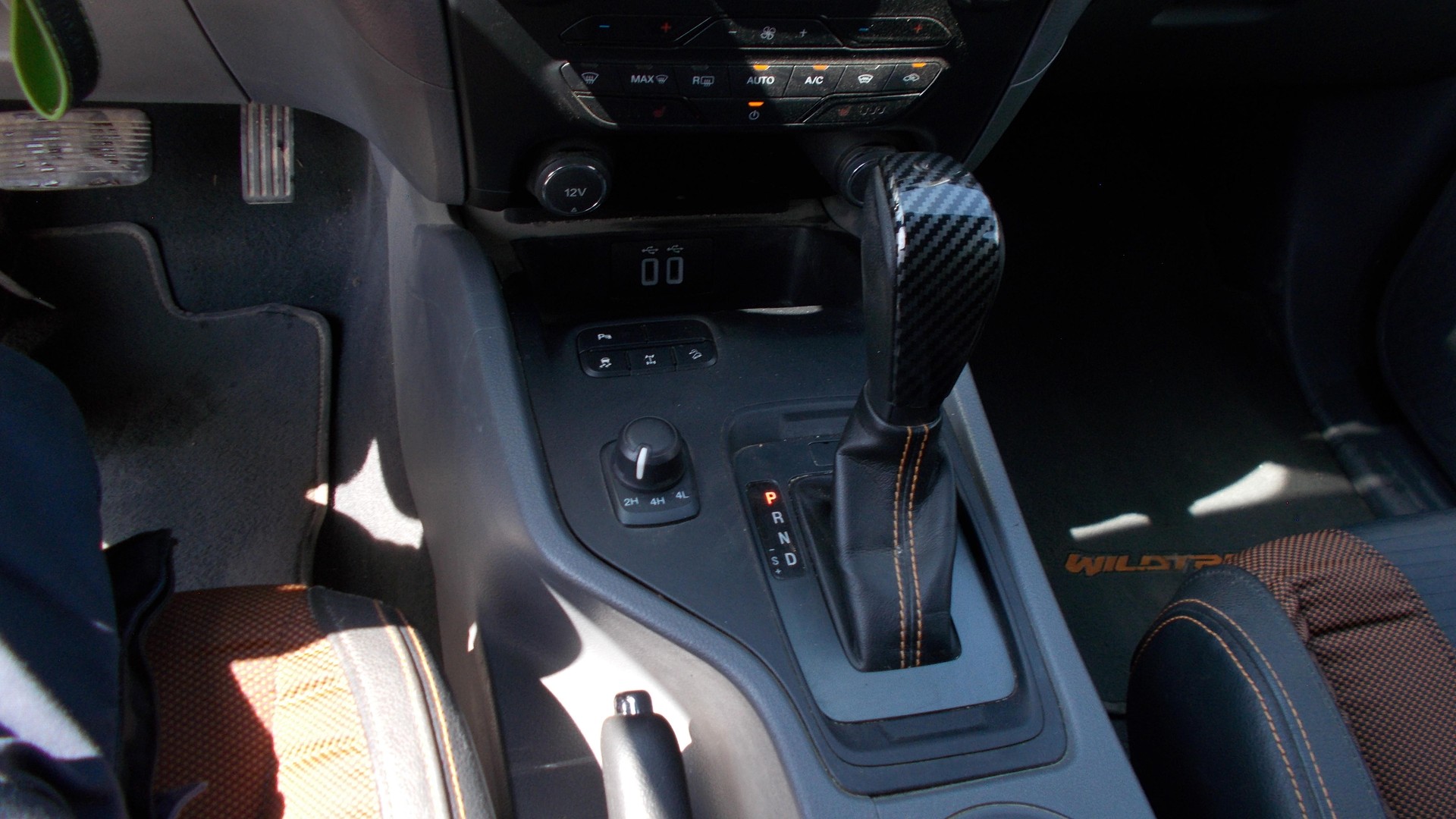 FORD Ranger Wildtrak 3.2 TDCi 4x4 A-image-7
