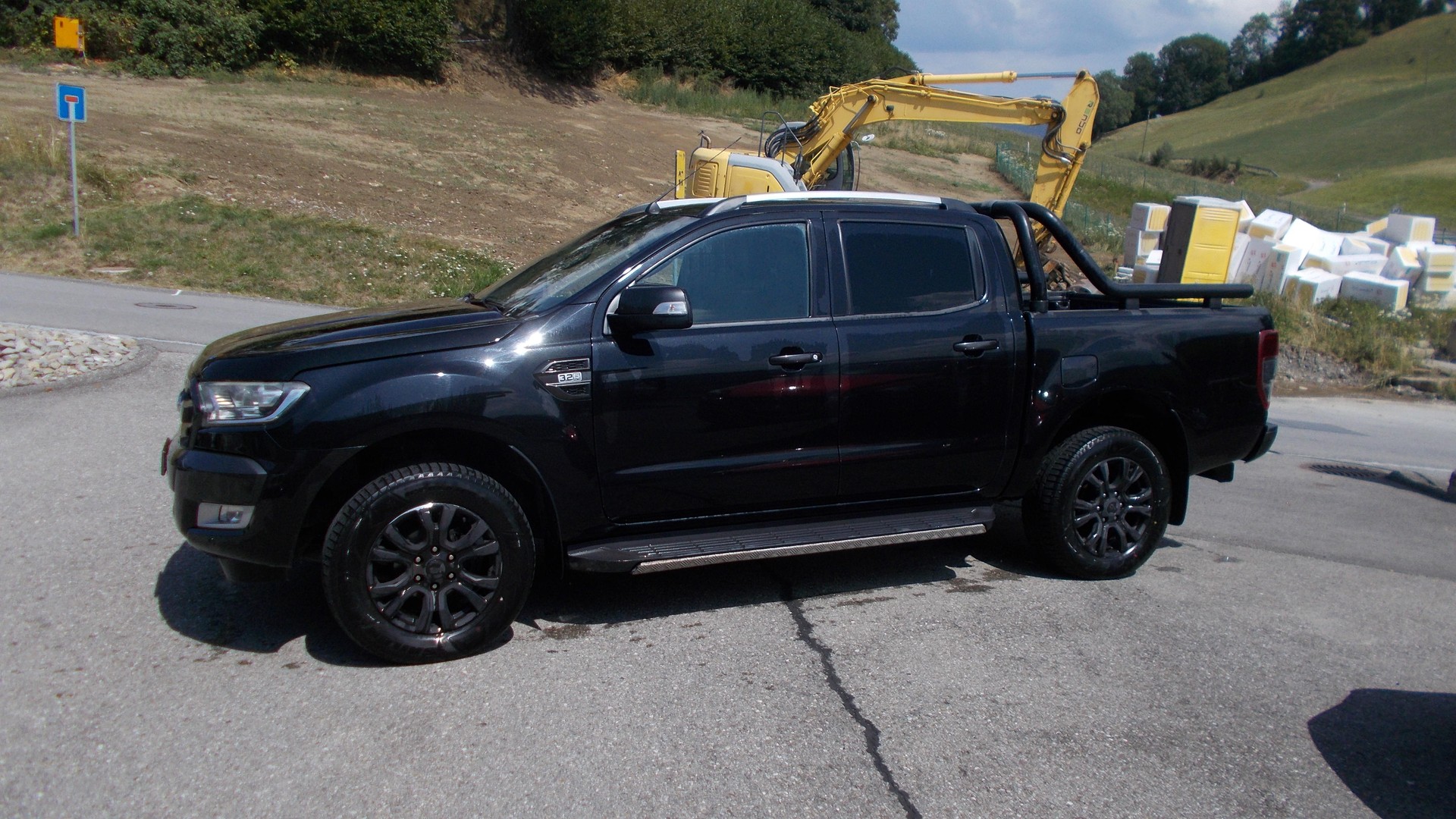 FORD Ranger Wildtrak 3.2 TDCi 4x4 A-image-1