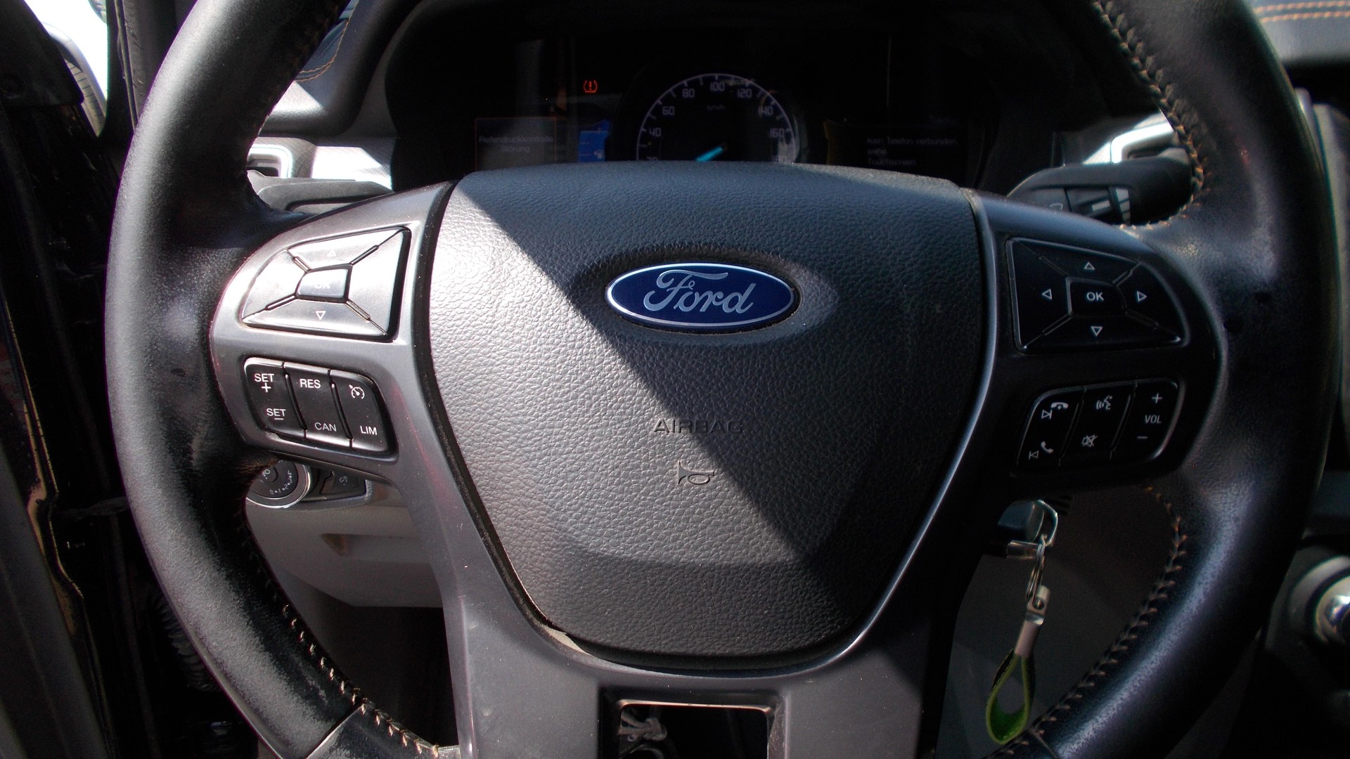 FORD Ranger Wildtrak 3.2 TDCi 4x4 A-image-8