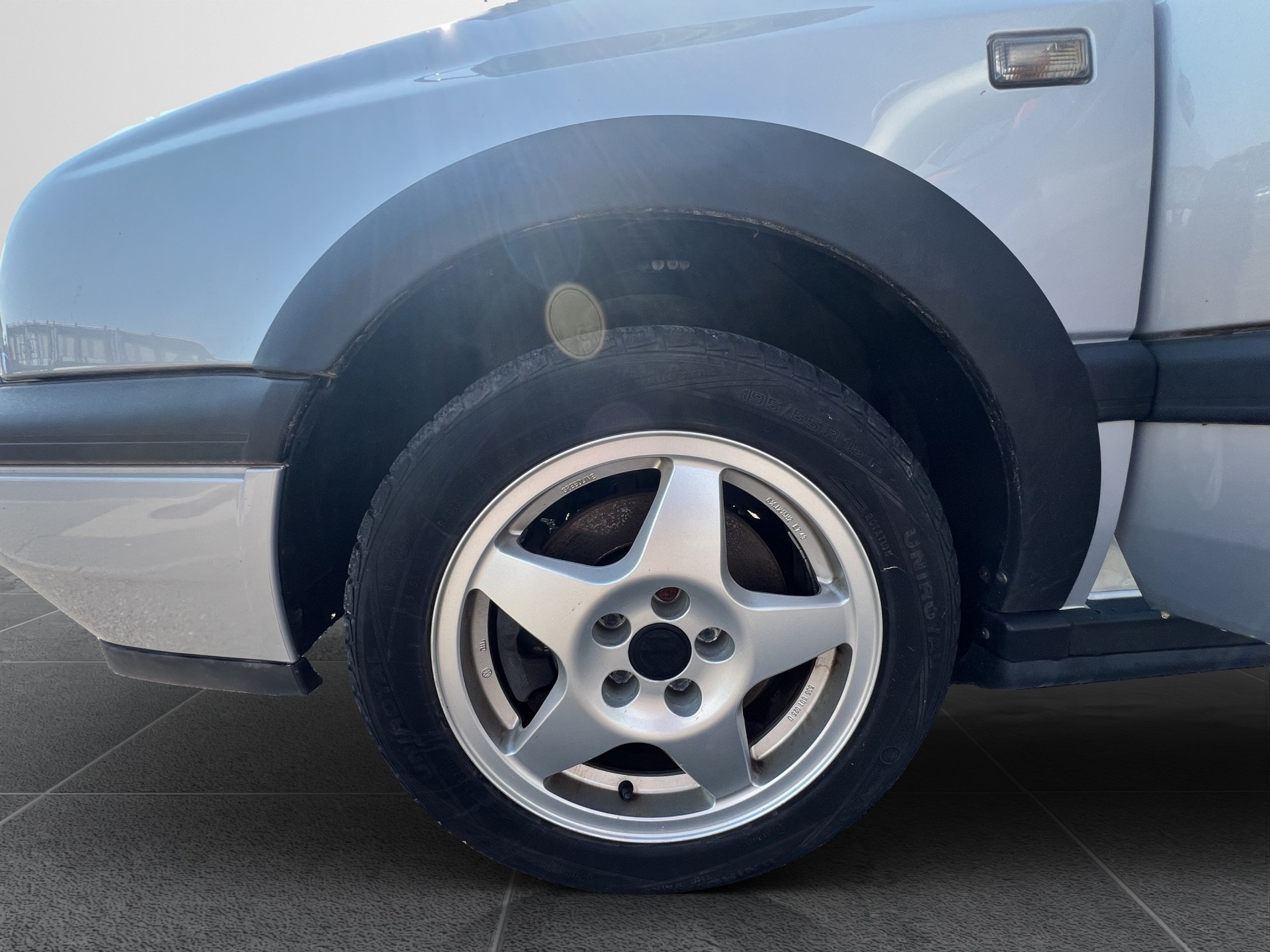 VW Golf 2000 GTI 16V Edition-image-17
