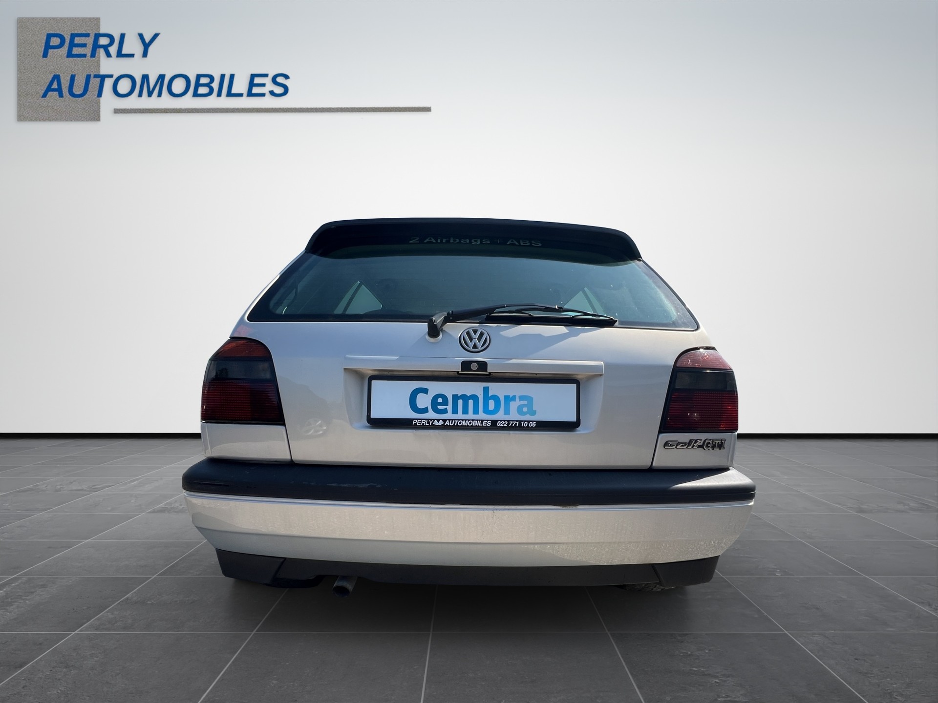 VW Golf 2000 GTI 16V Edition-image-4