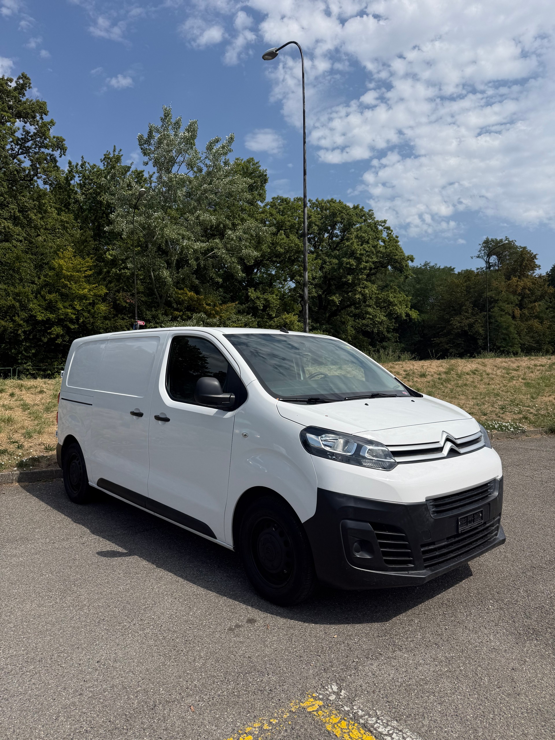 CITROEN Jumpy 1.5 BlueHDi 100 M Attraction-image-2