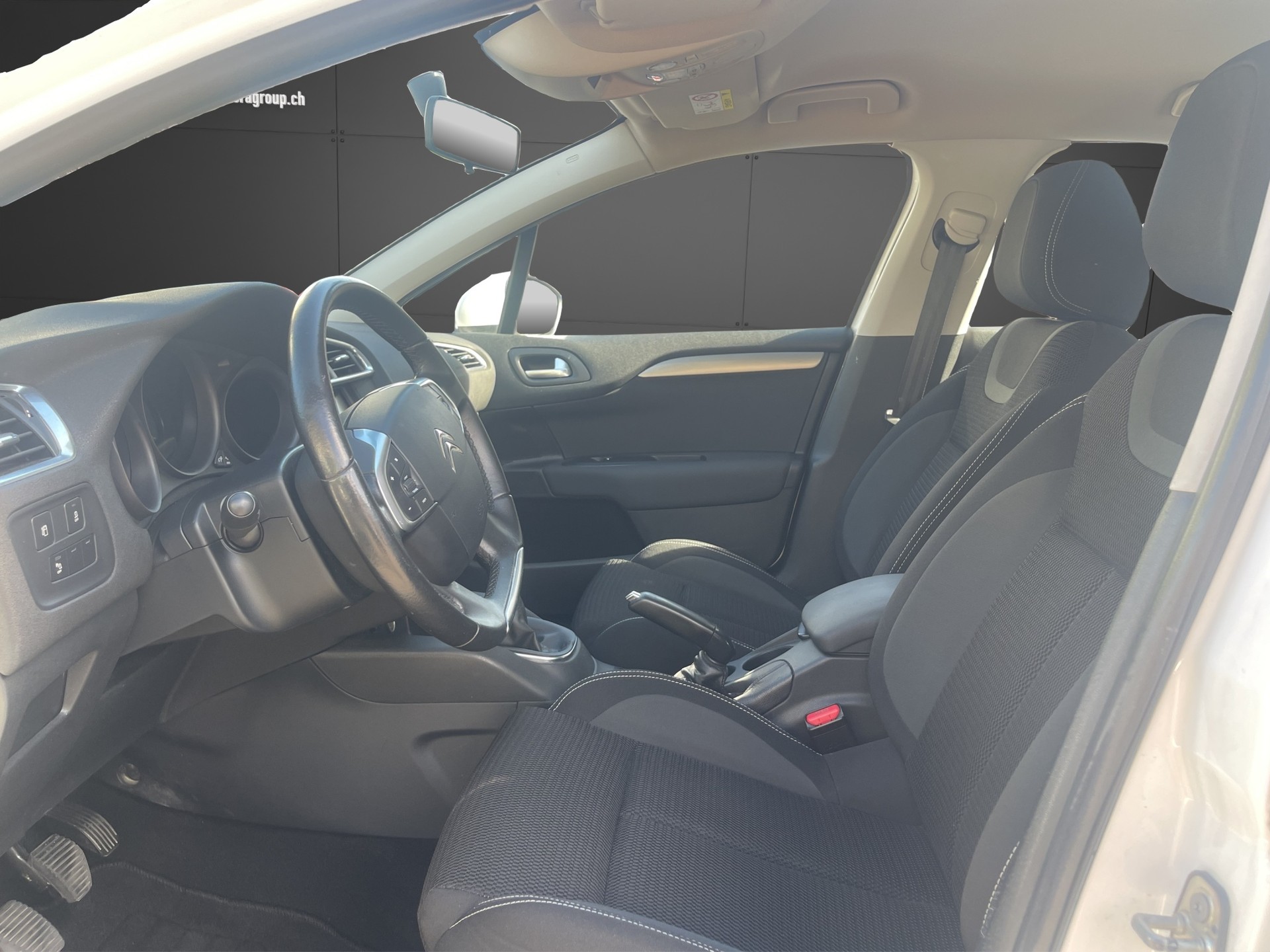 CITROEN C4 1.2 Pure Tech Feel-image-8
