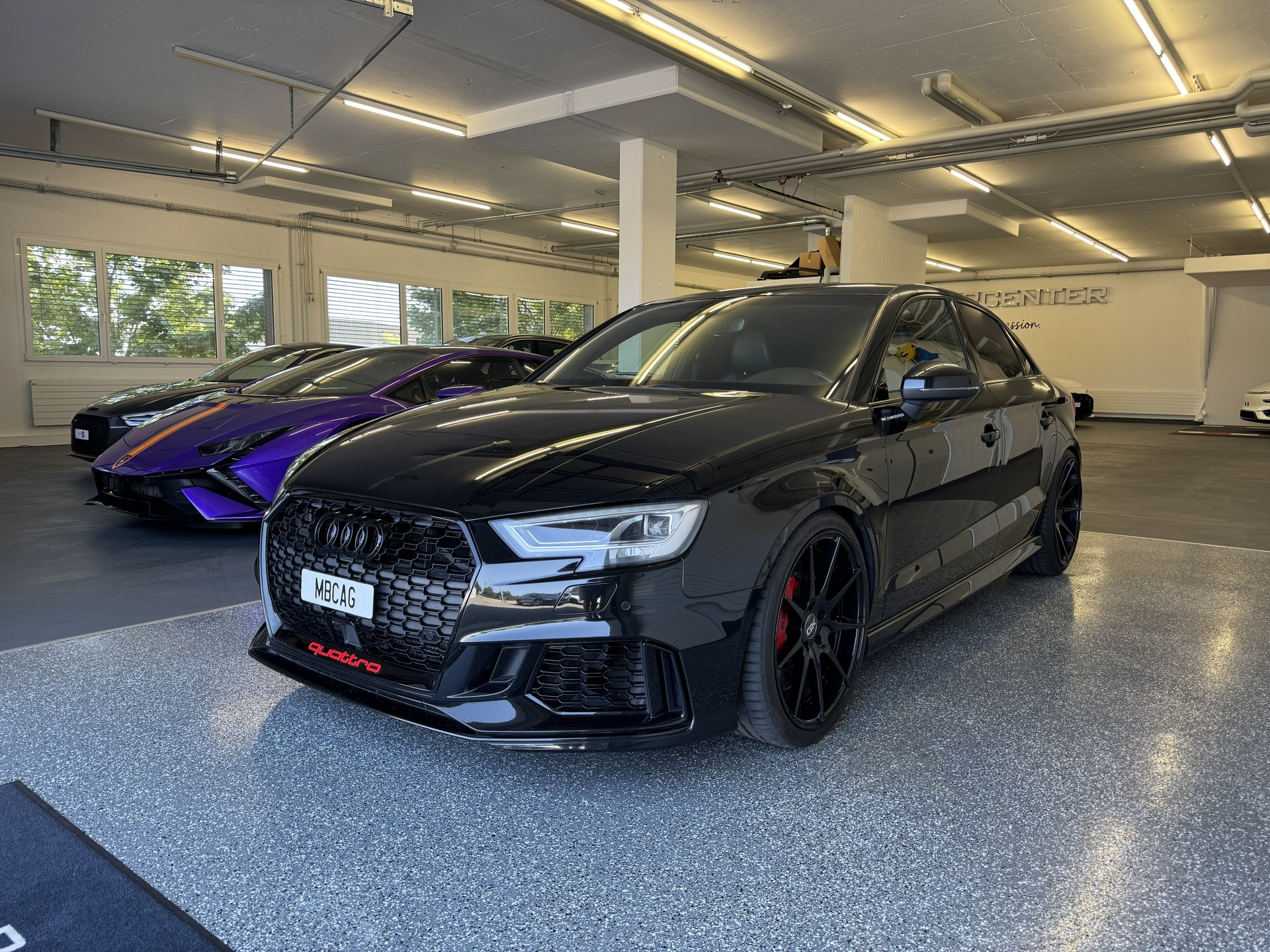 AUDI RS3 Limousine 2.5 TSI quattro S-tronic "Akrapovic ohne OPF"-image-0