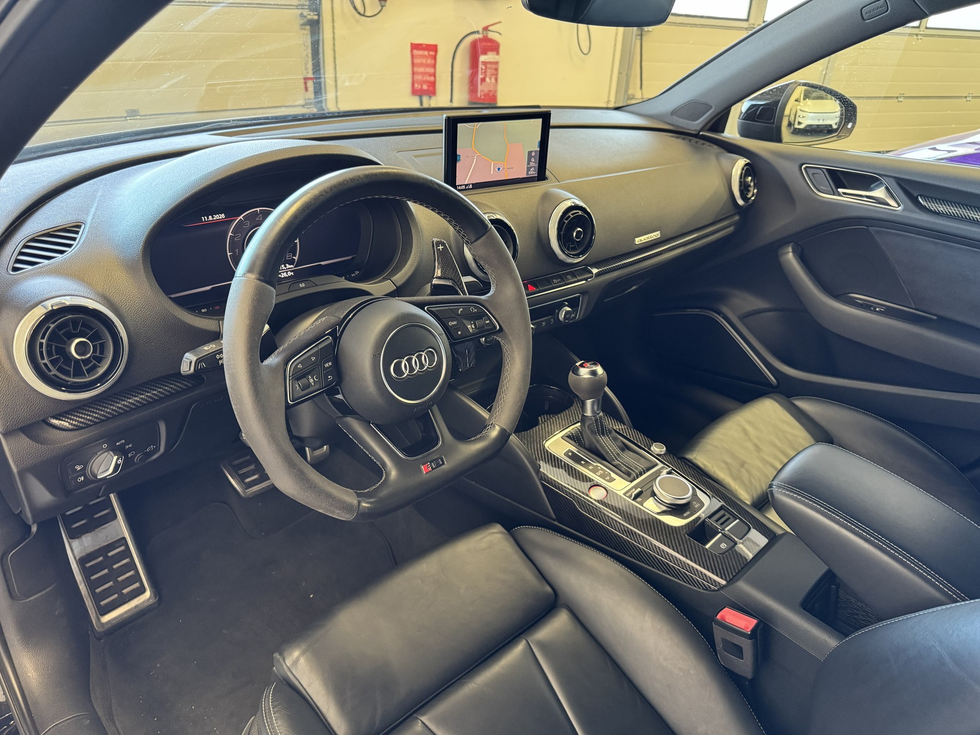 AUDI RS3 Limousine 2.5 TSI quattro S-tronic "Akrapovic ohne OPF"-image-9