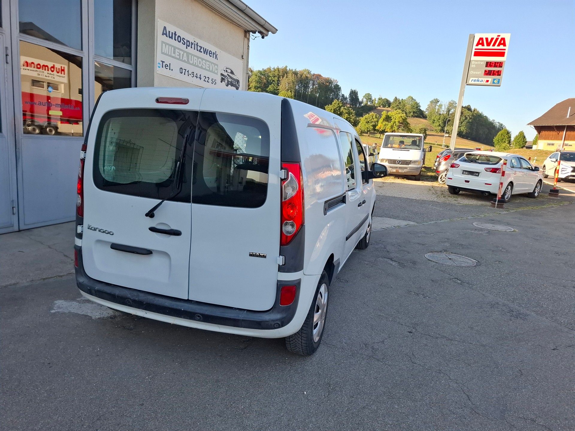 RENAULT Kangoo Maxi dCi 90 2 Plätze / 2 places-image-0